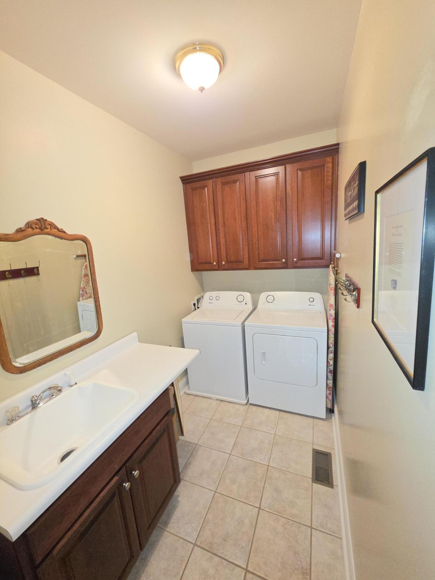336 Rivers Edge Drive Property Photo 10