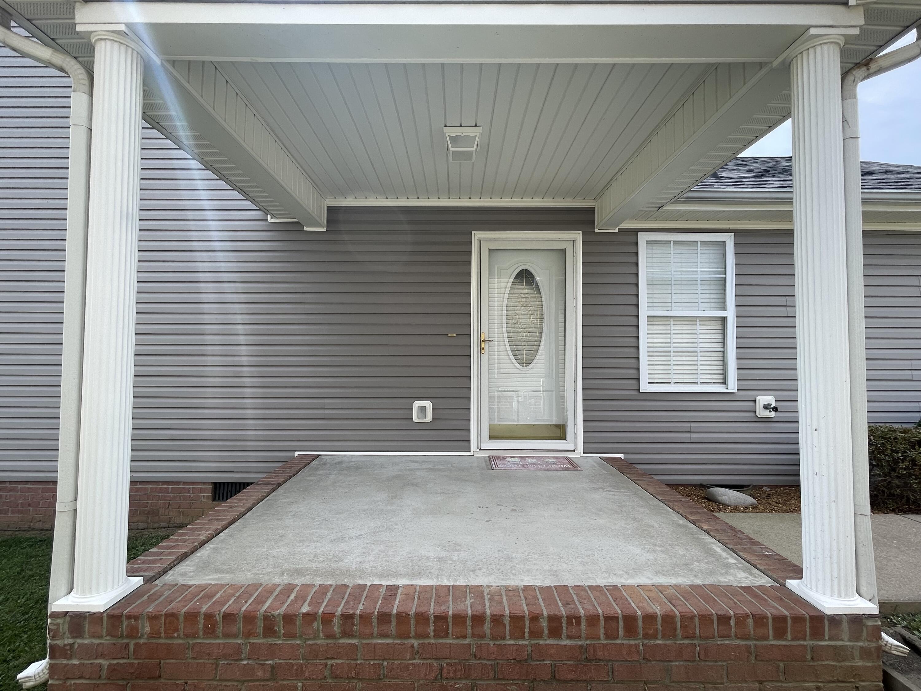 67 Lone Oak Property Photo 5