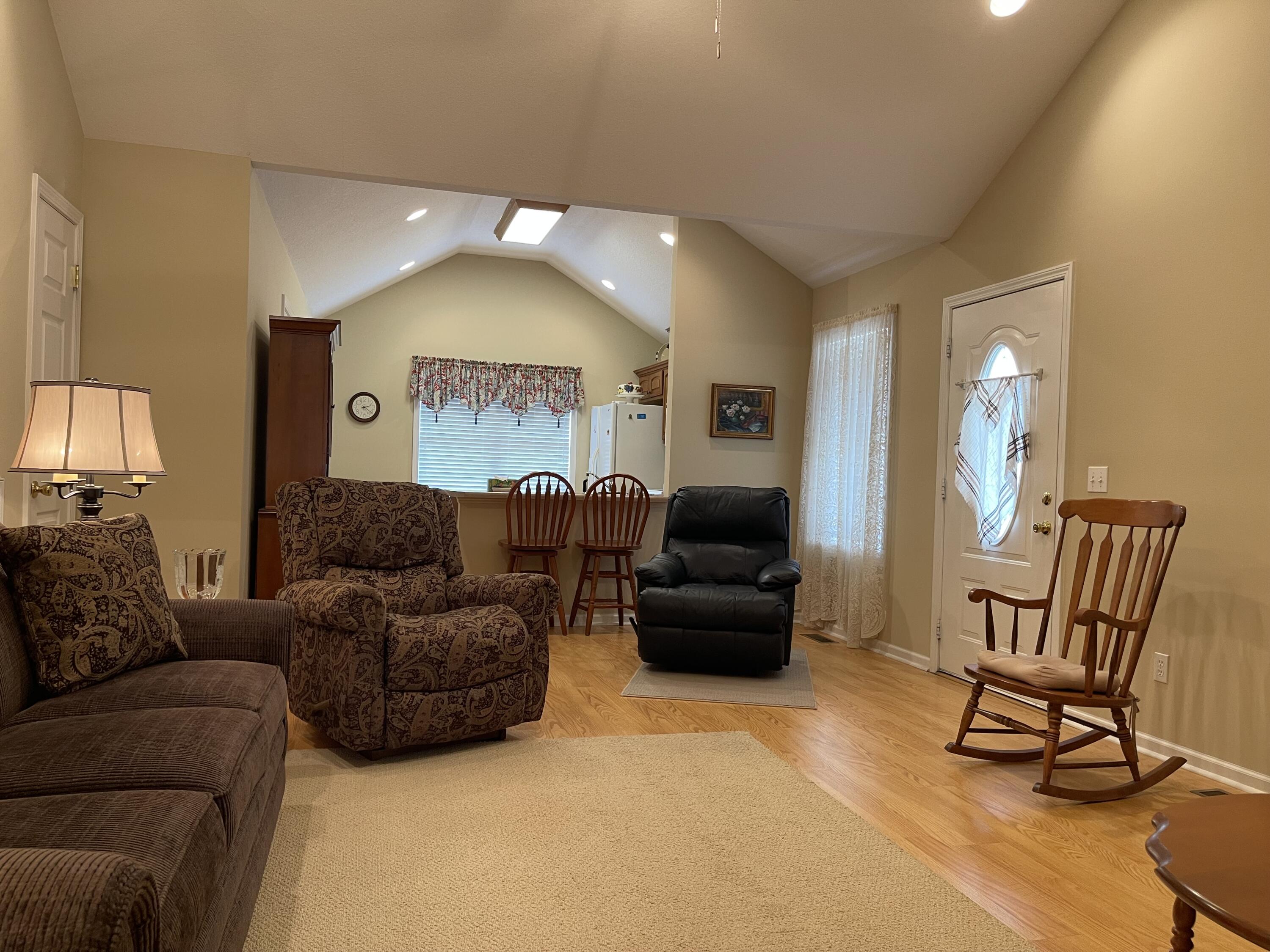 67 Lone Oak Property Photo 16