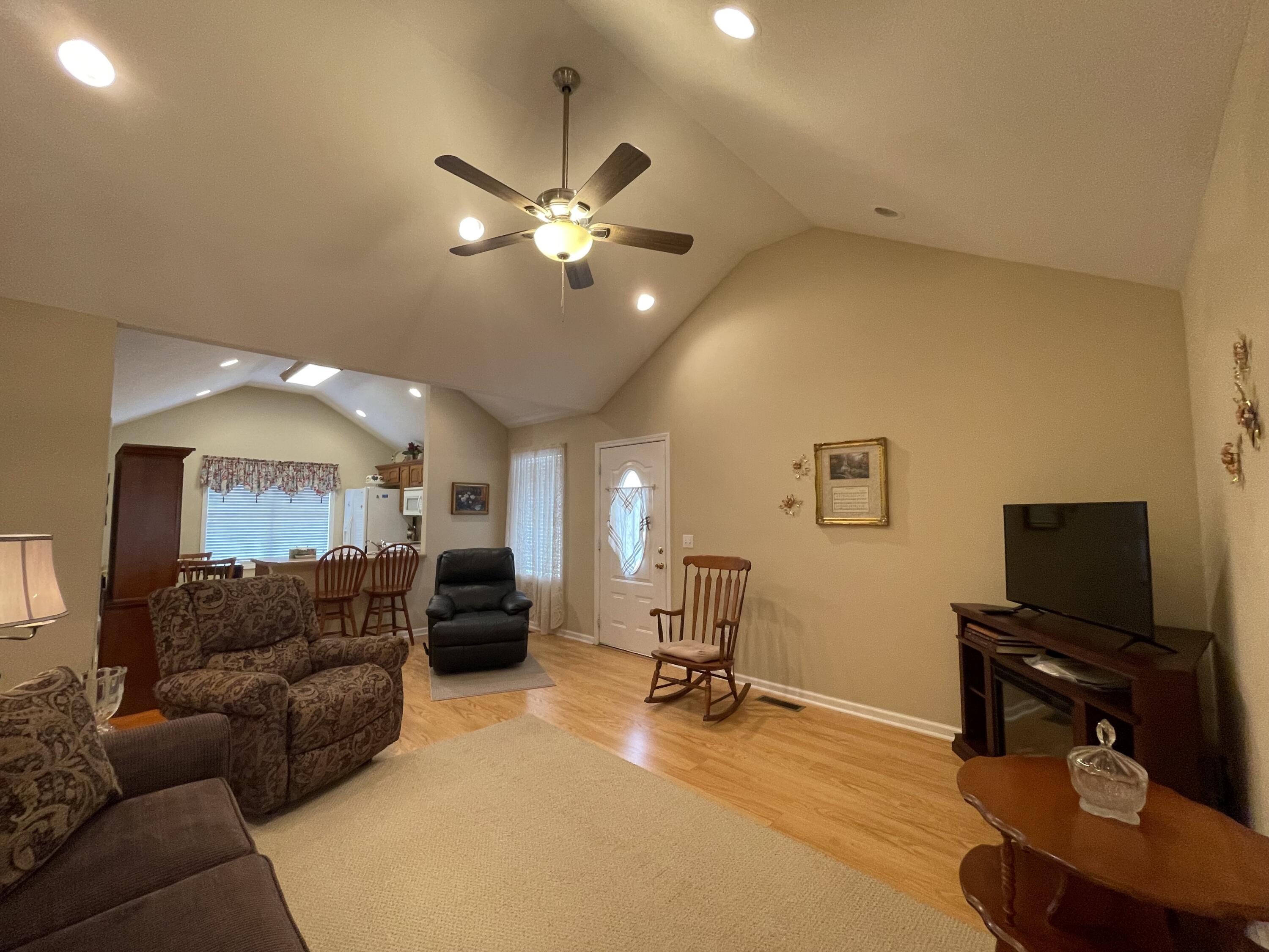 67 Lone Oak Property Photo 17