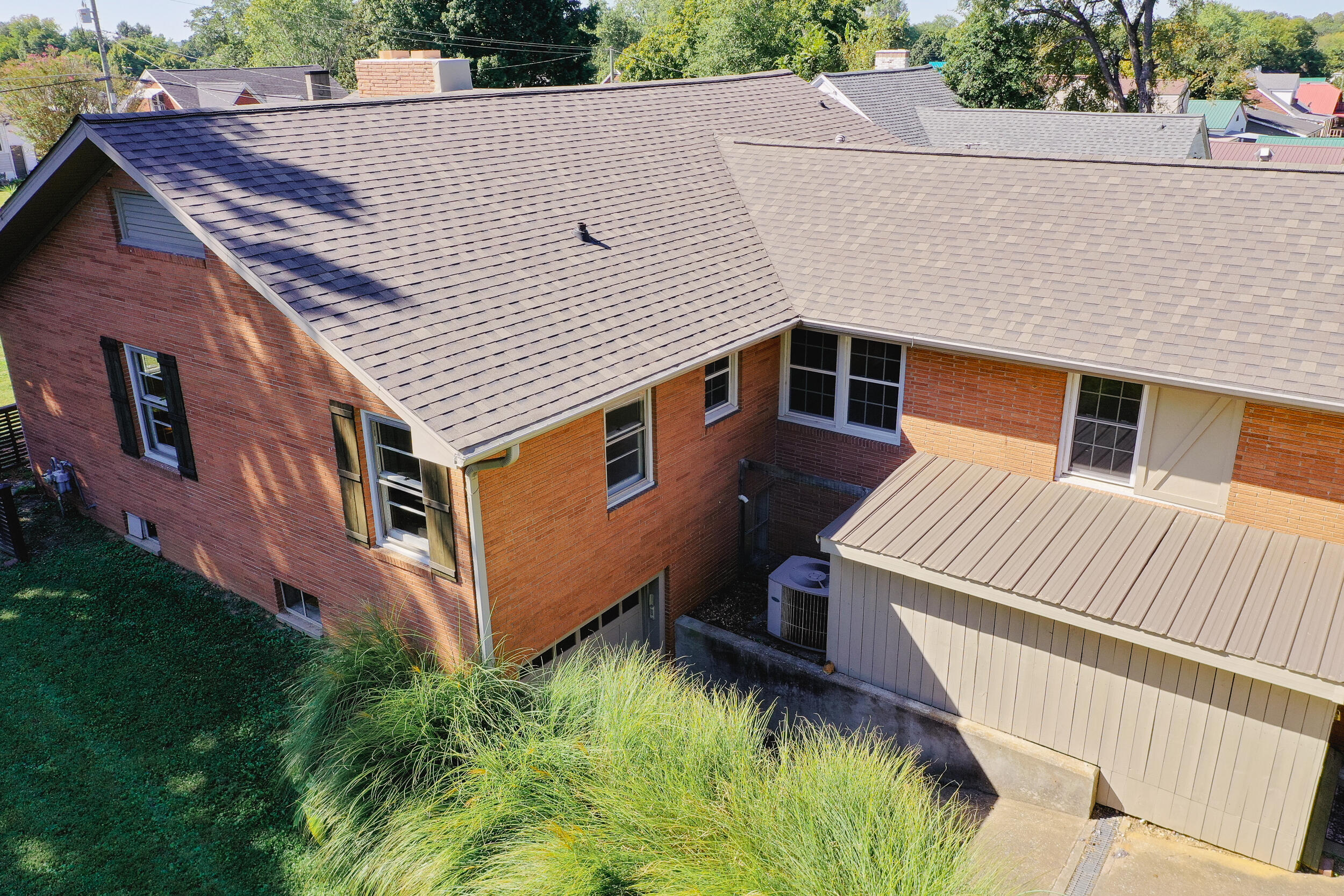 129 N Highland Avenue Property Photo 6