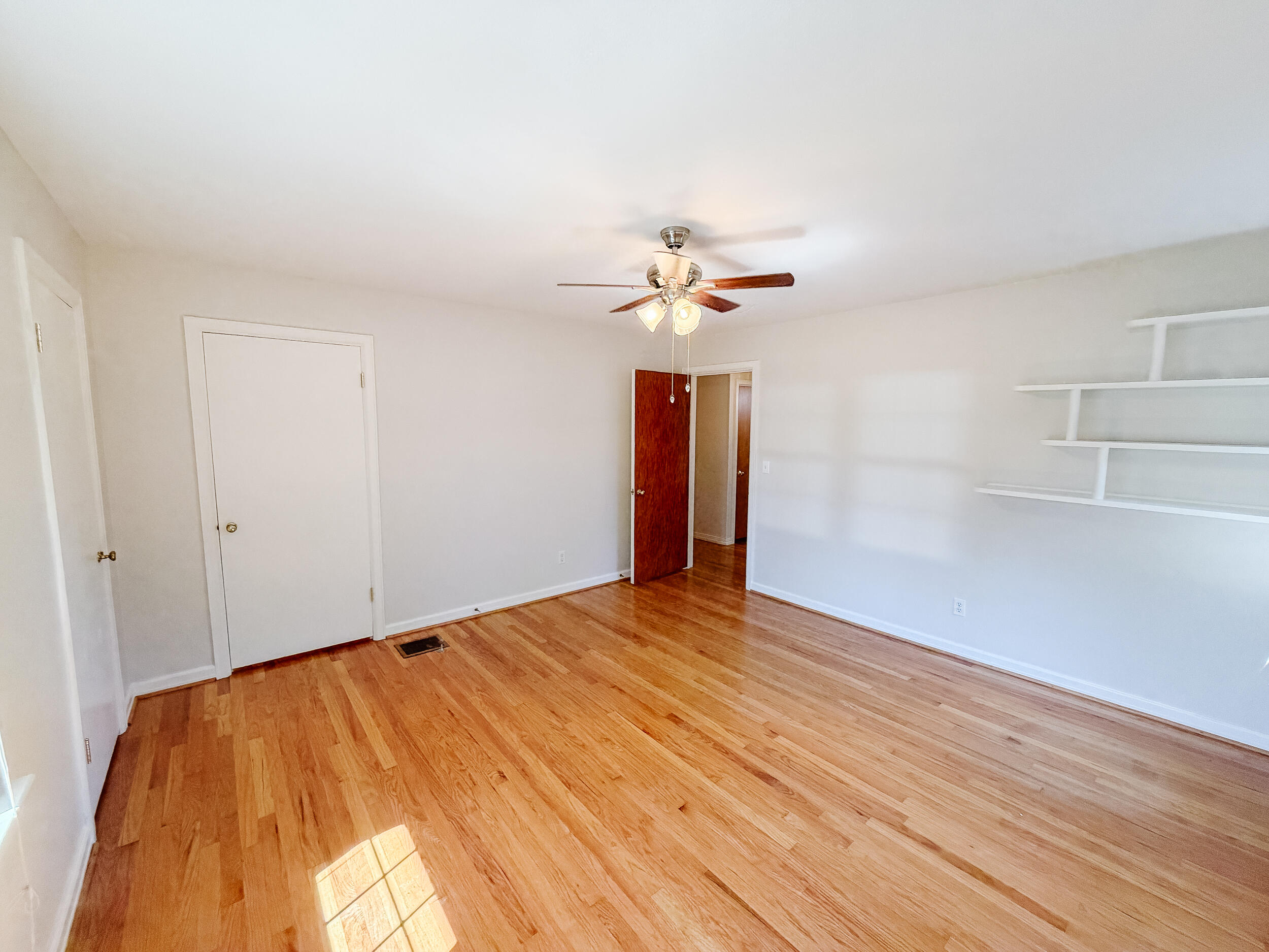 129 N Highland Avenue Property Photo 21