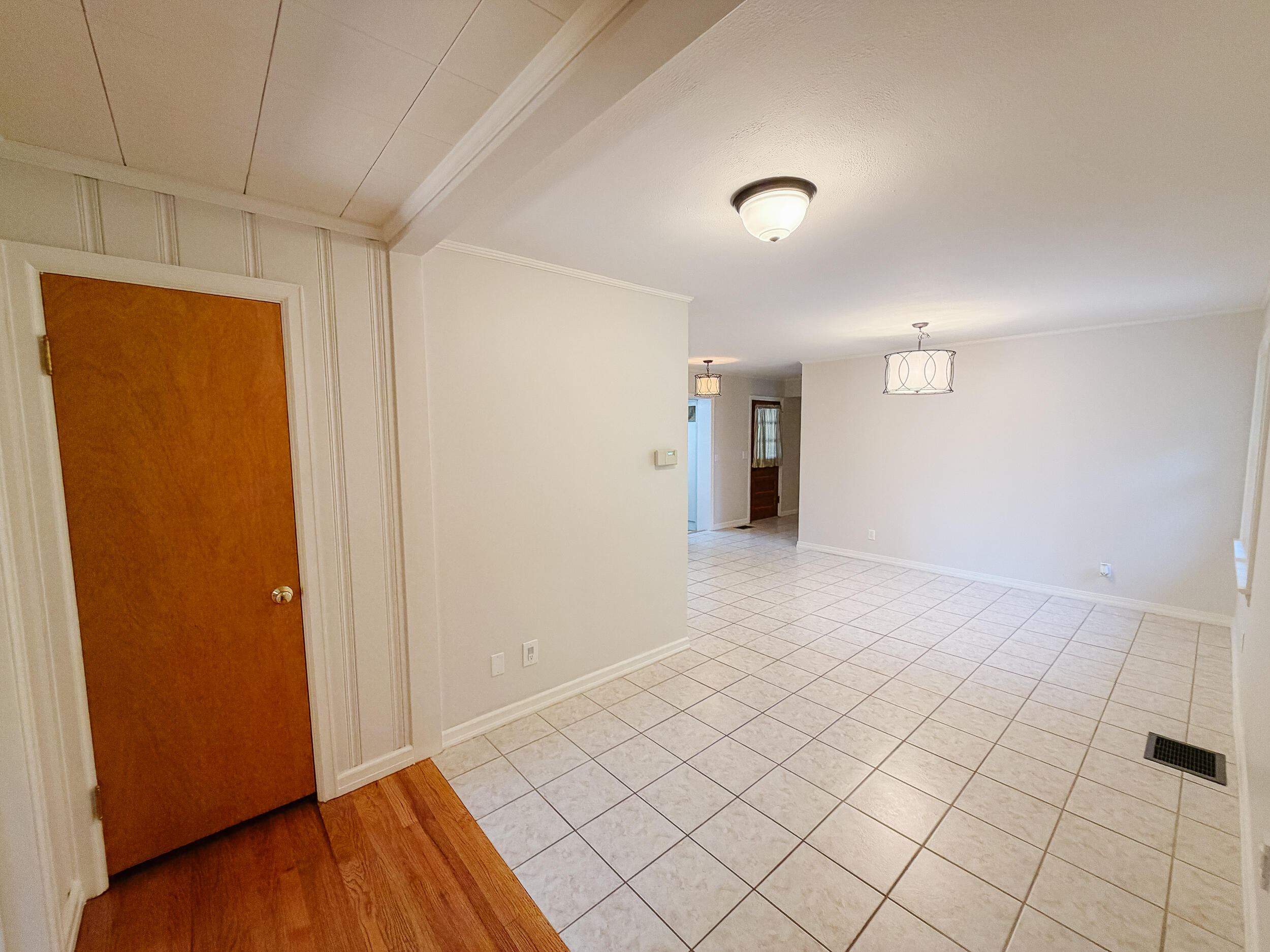 129 N Highland Avenue Property Photo 29