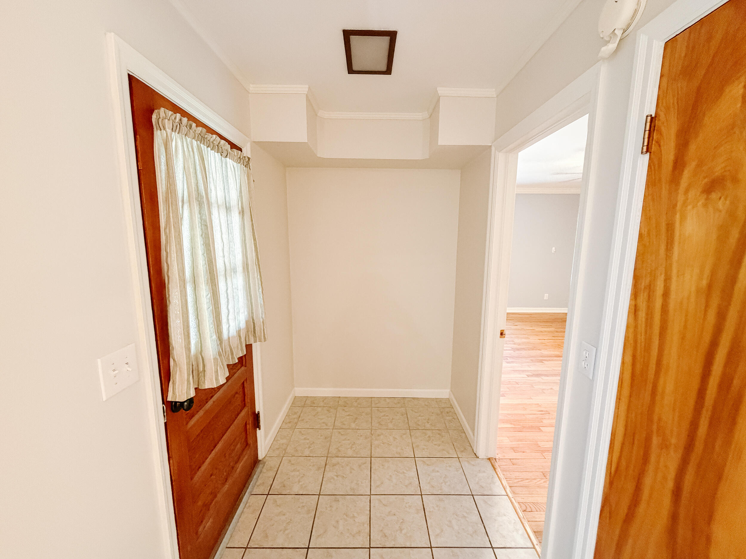 129 N Highland Avenue Property Photo 36