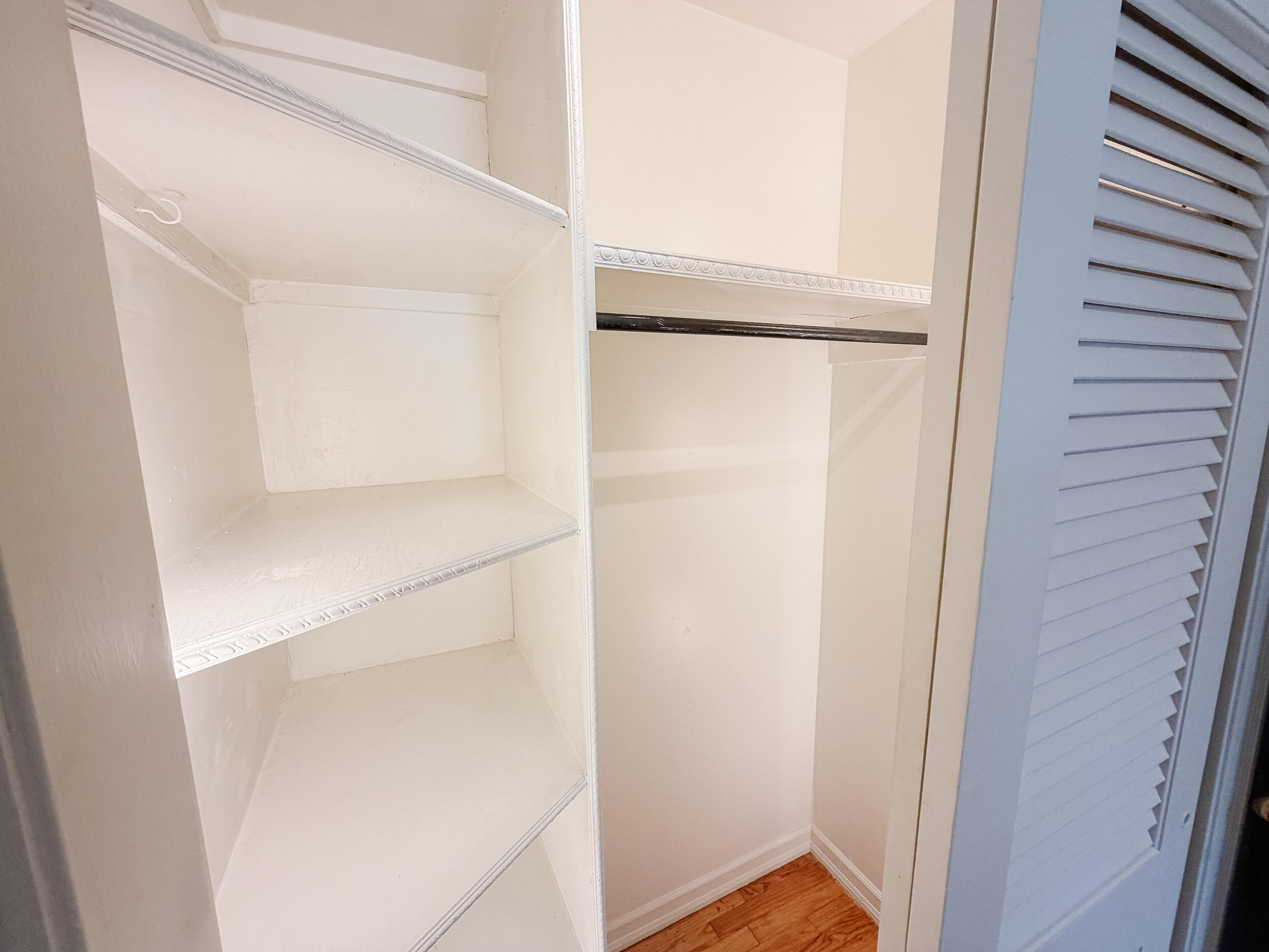 129 N Highland Avenue Property Photo 39