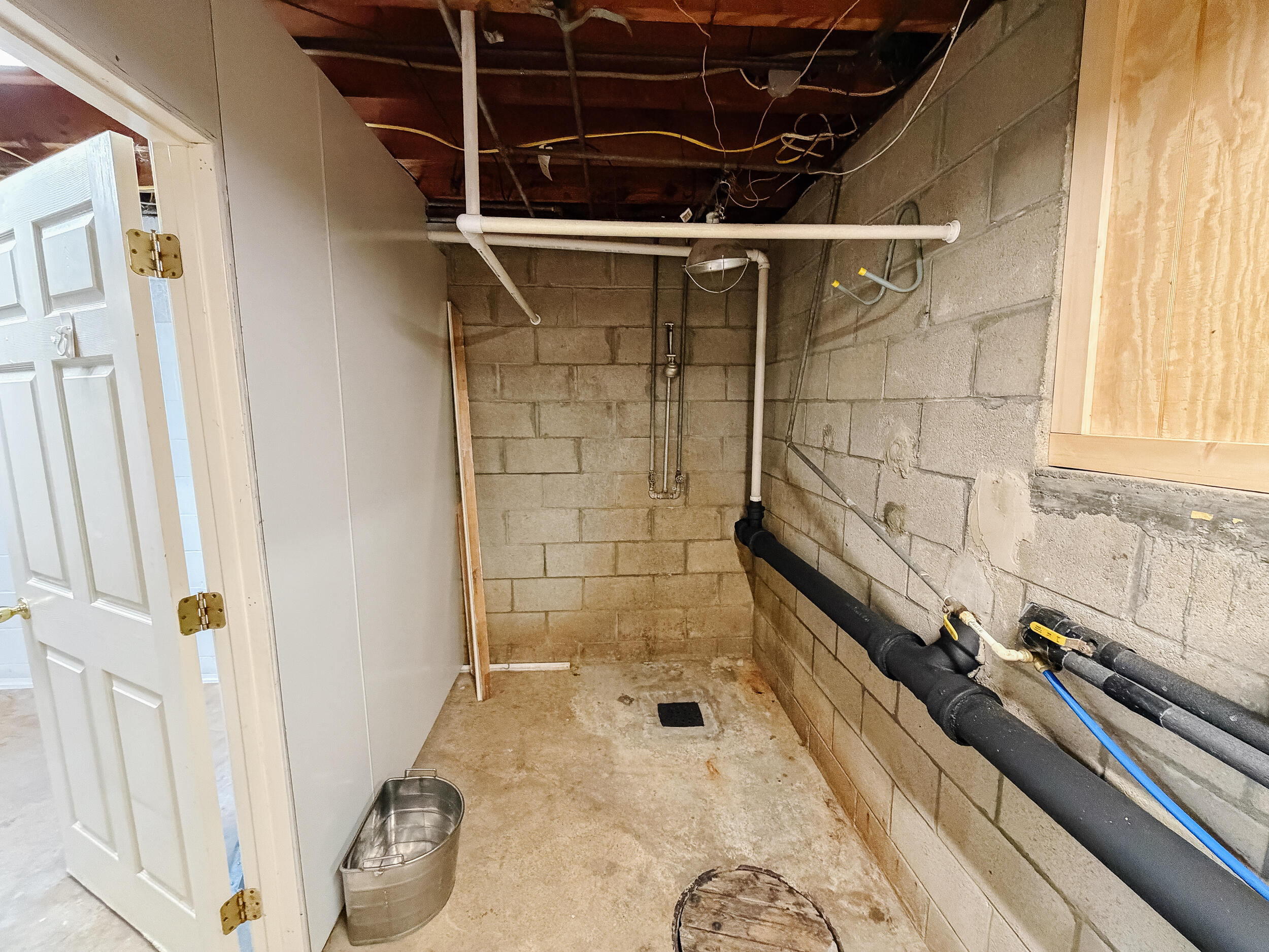 129 N Highland Avenue Property Photo 46