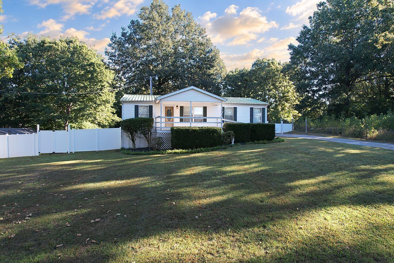 749 Sugar Creek Road 000 Property Photo 1