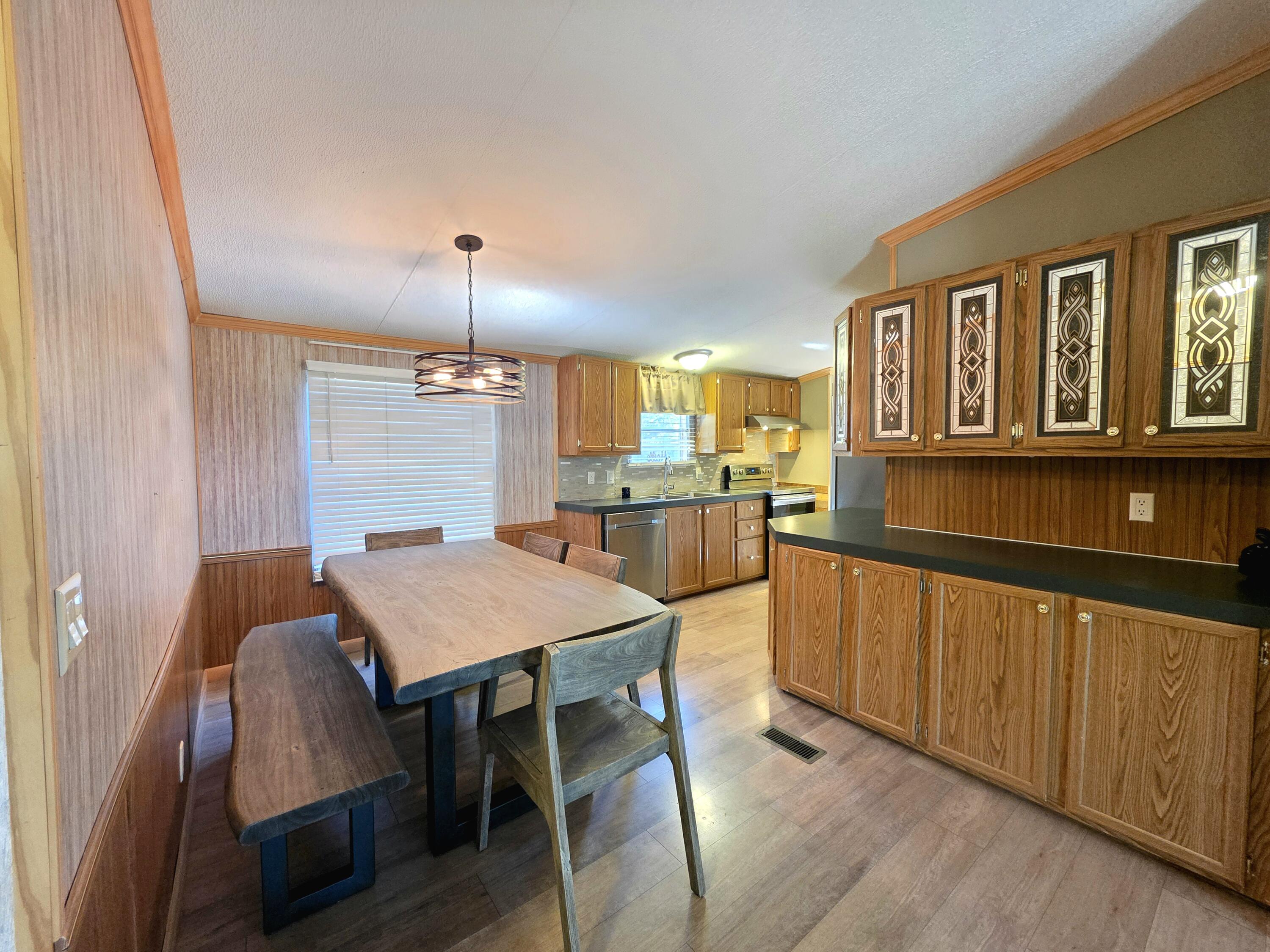 749 Sugar Creek Road Property Photo 5