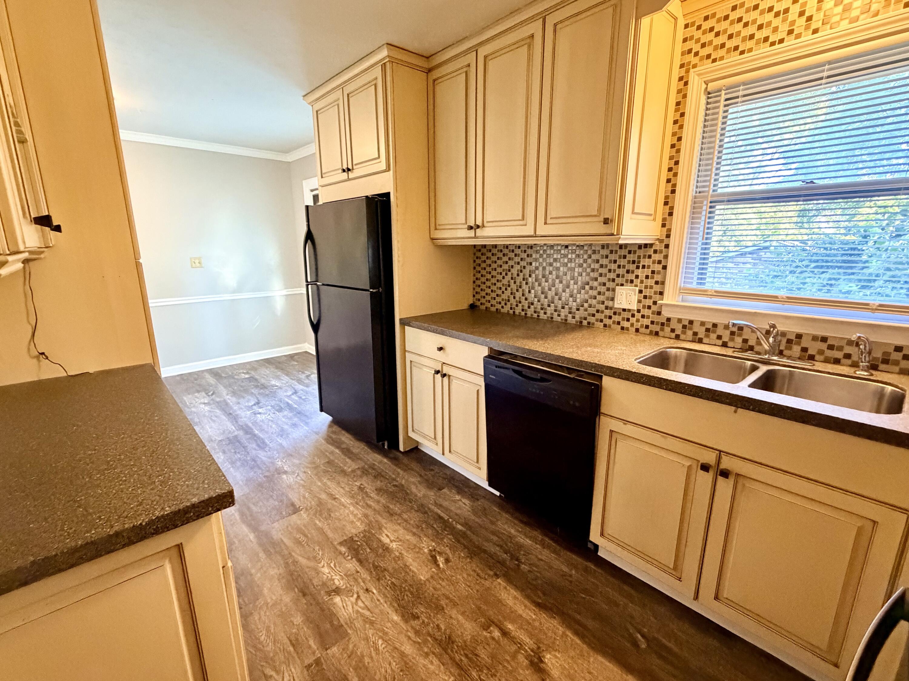 1145 Kalone Way Property Photo 7