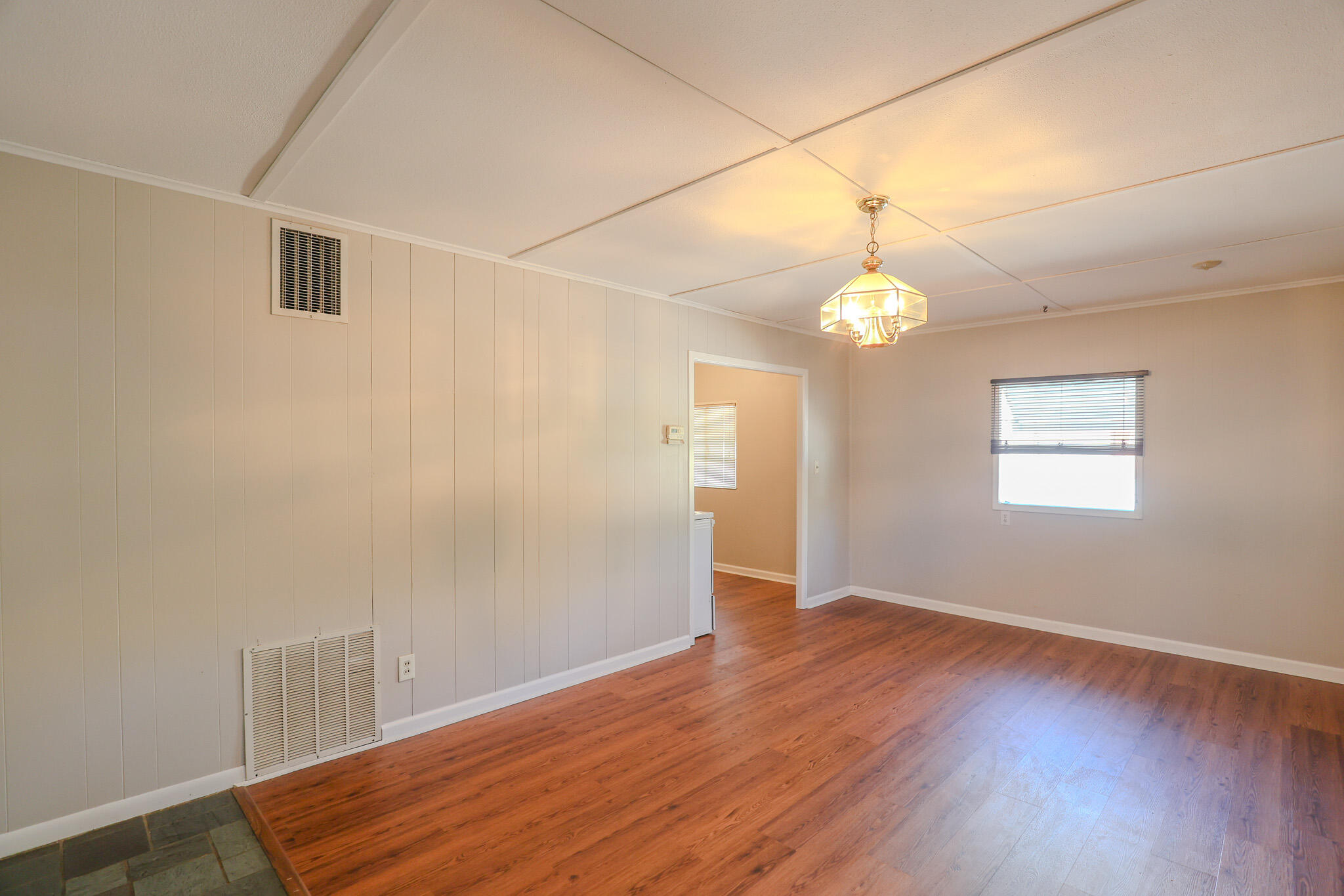 2556 Madison Street Property Photo 3