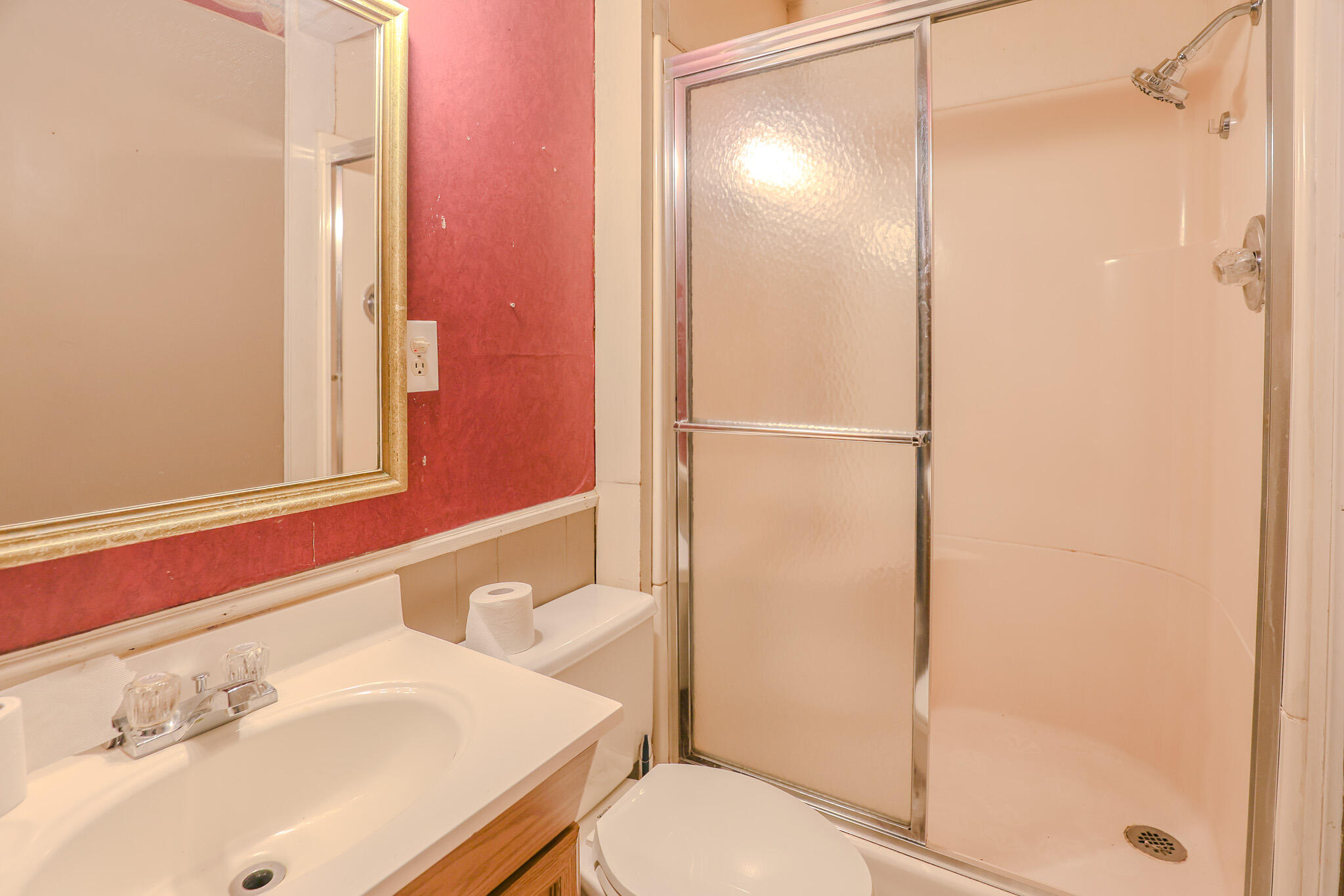 2556 Madison Street Property Photo 14