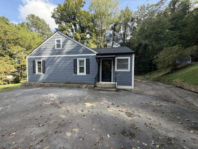 320 Cypress Street Property Photo 2