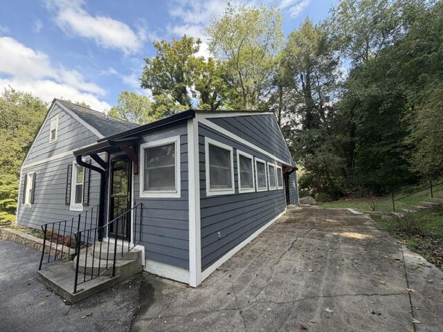 320 Cypress Street Property Photo 14