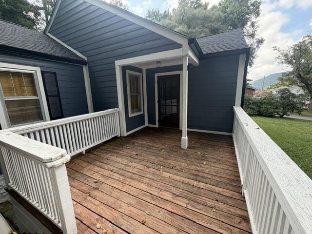 320 Cypress Street Property Photo 15
