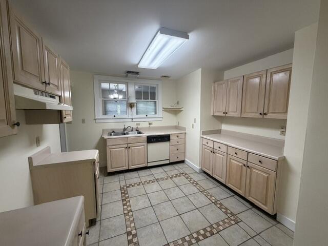 320 Cypress Street Property Photo 21
