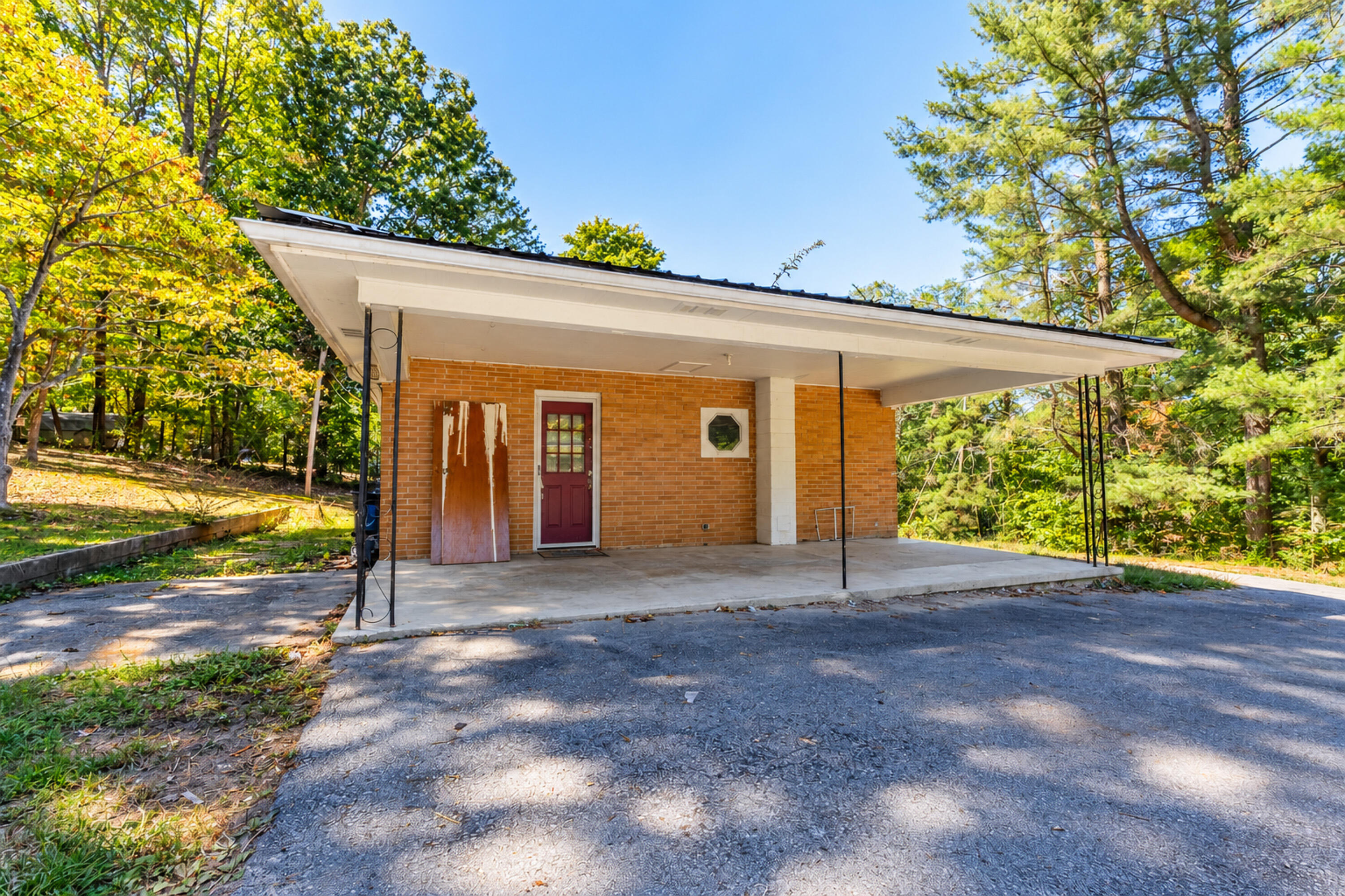 165 Valley Road Property Photo 3