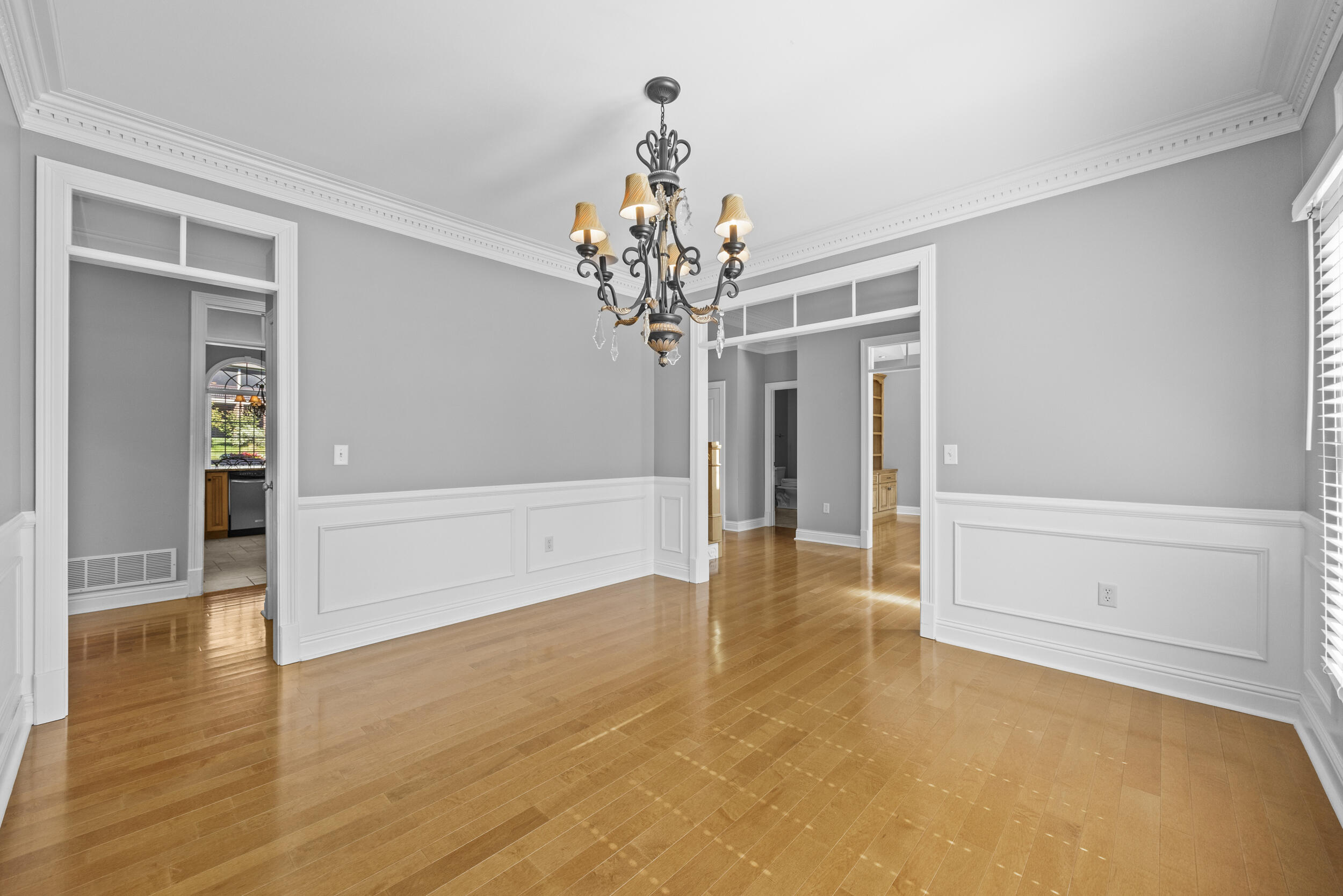 385 Highland Lakes Drive Property Photo 12