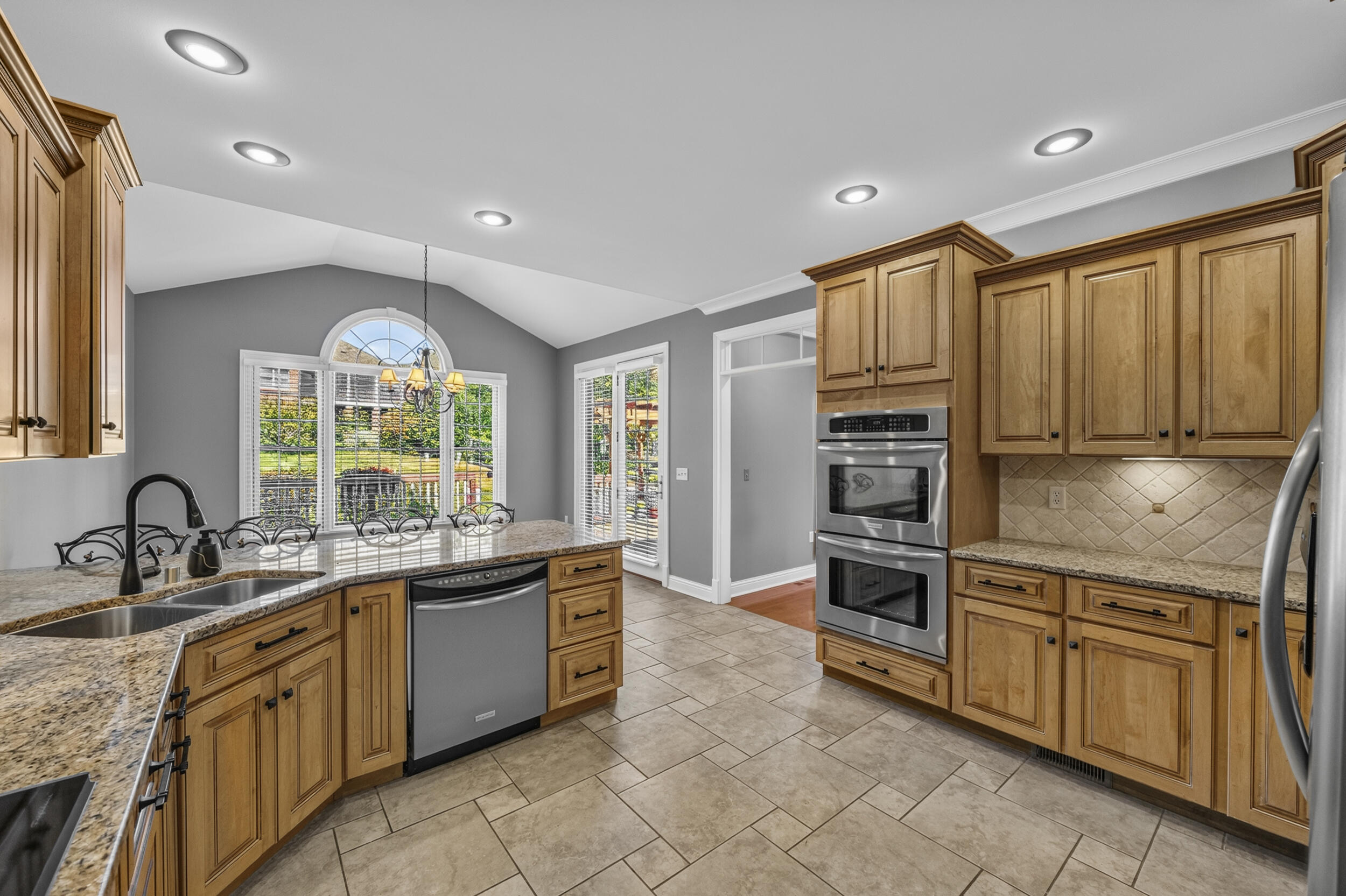 385 Highland Lakes Drive Property Photo 23