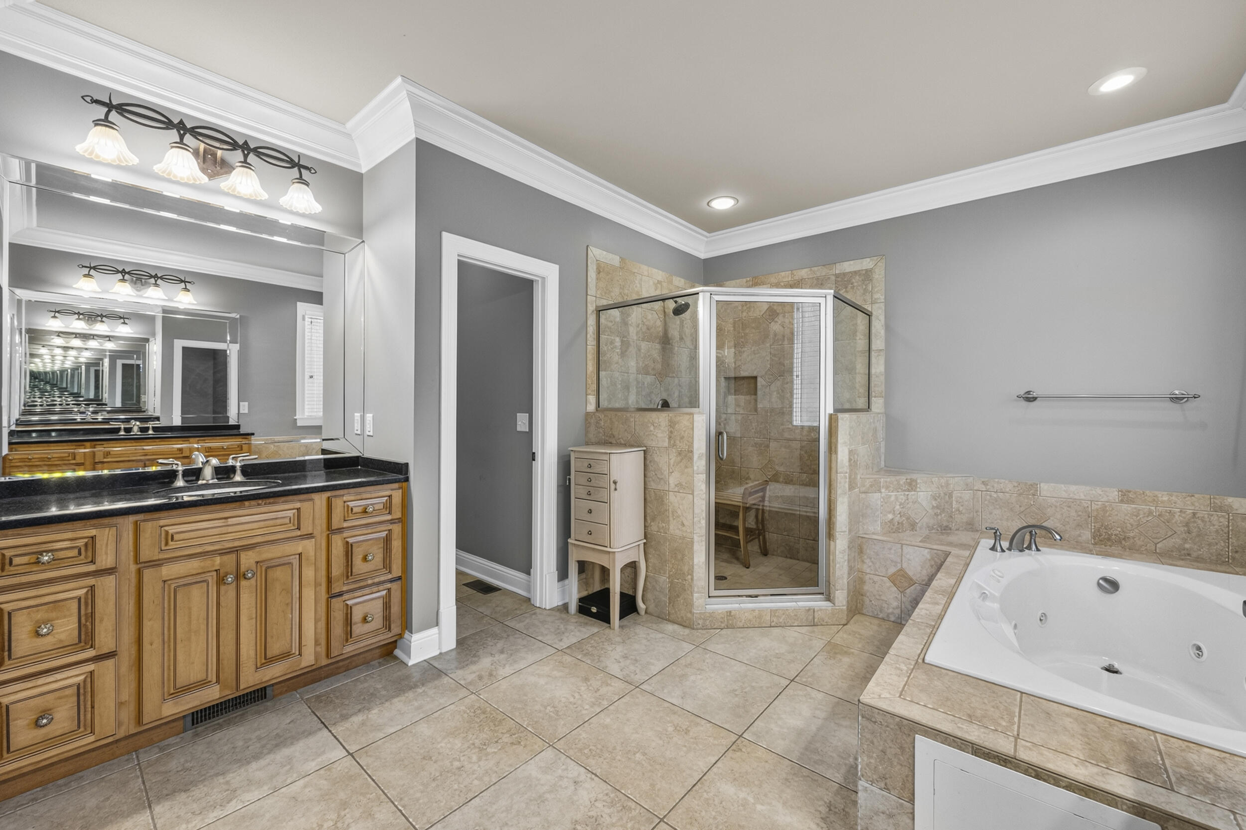 385 Highland Lakes Drive Property Photo 33