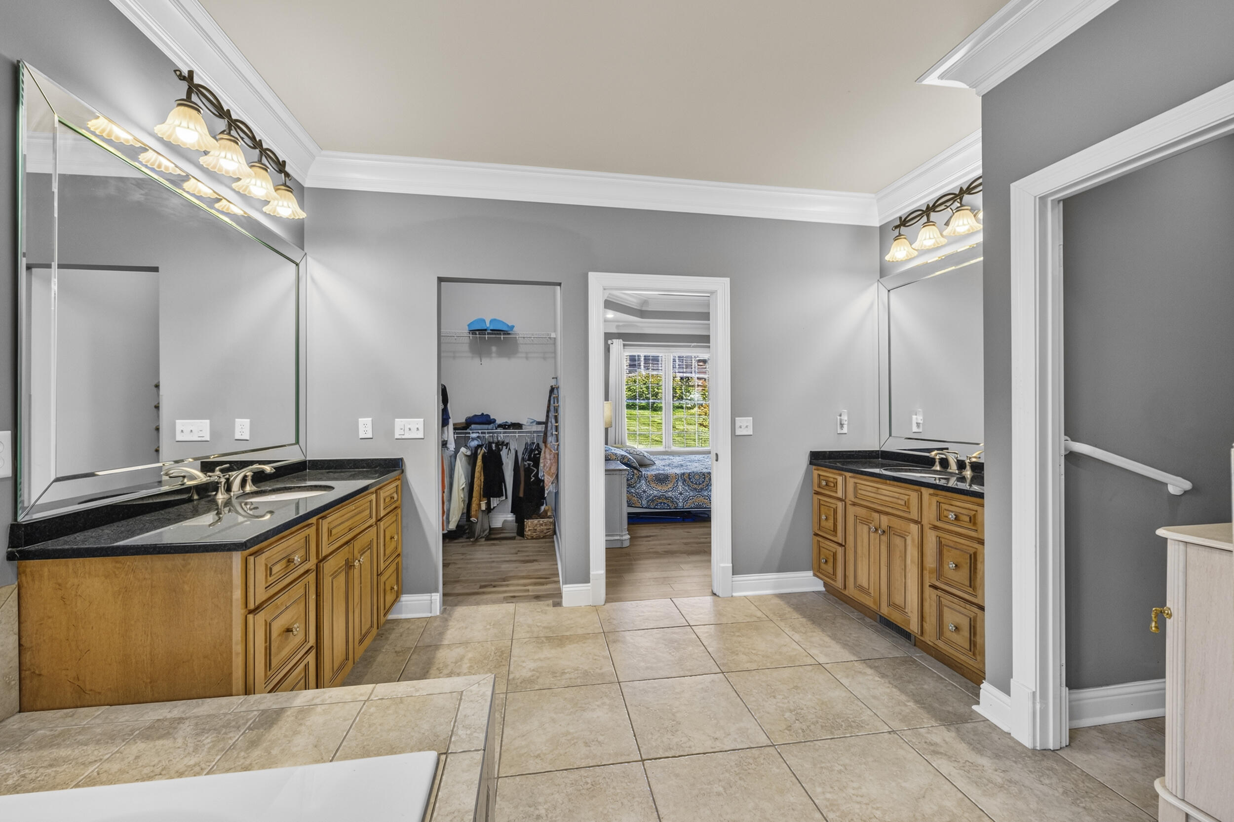 385 Highland Lakes Drive Property Photo 34