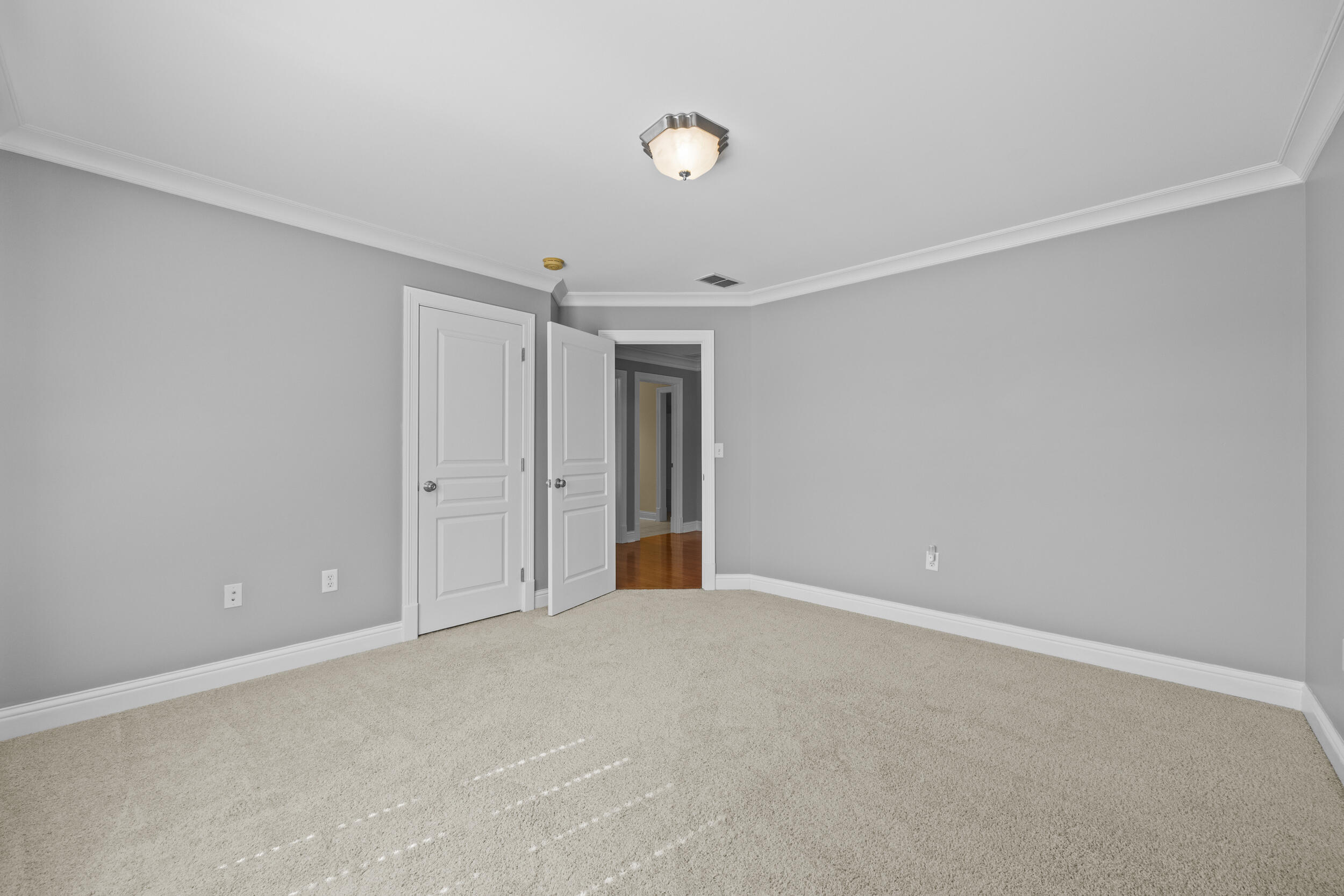 385 Highland Lakes Drive Property Photo 39