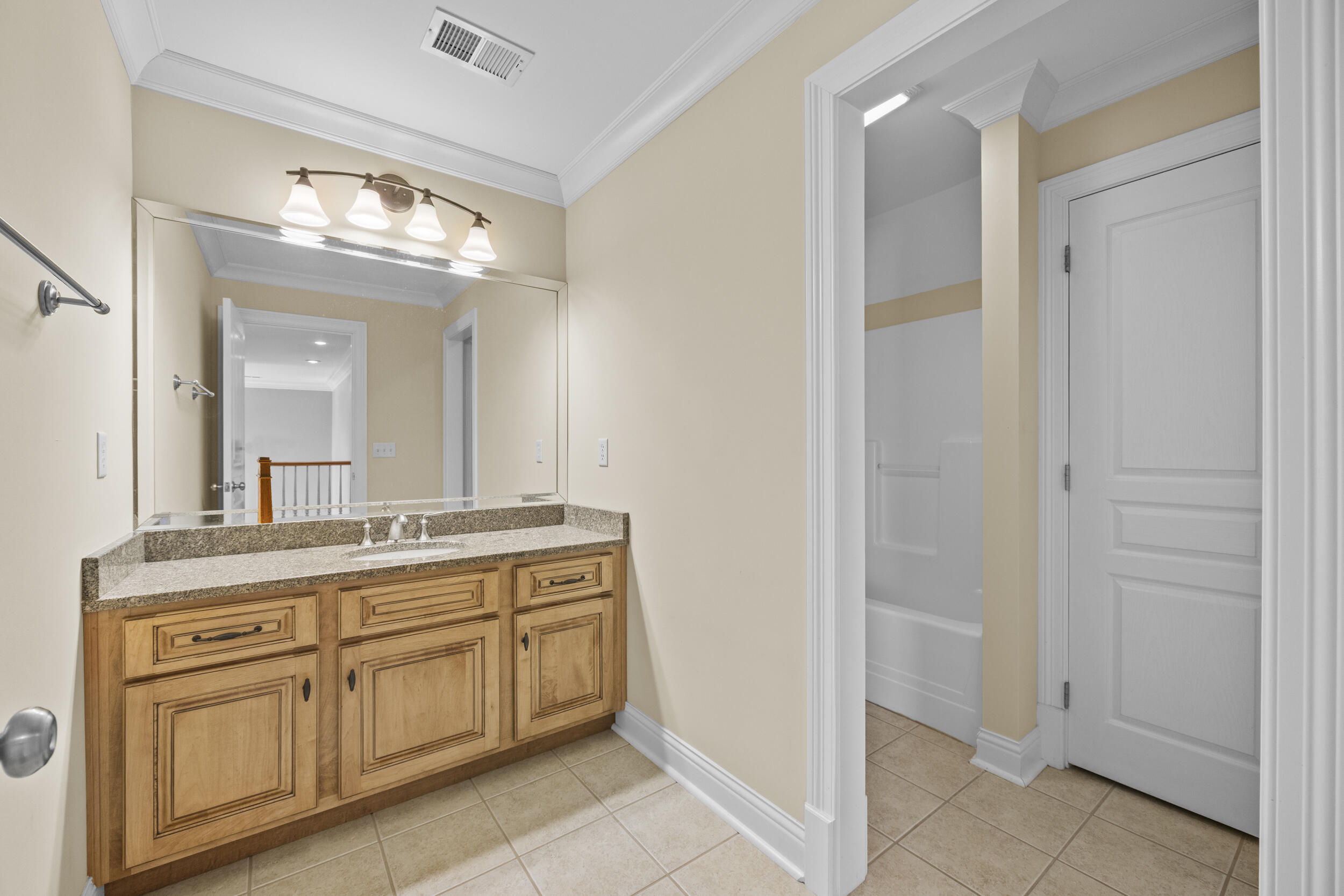 385 Highland Lakes Drive Property Photo 42