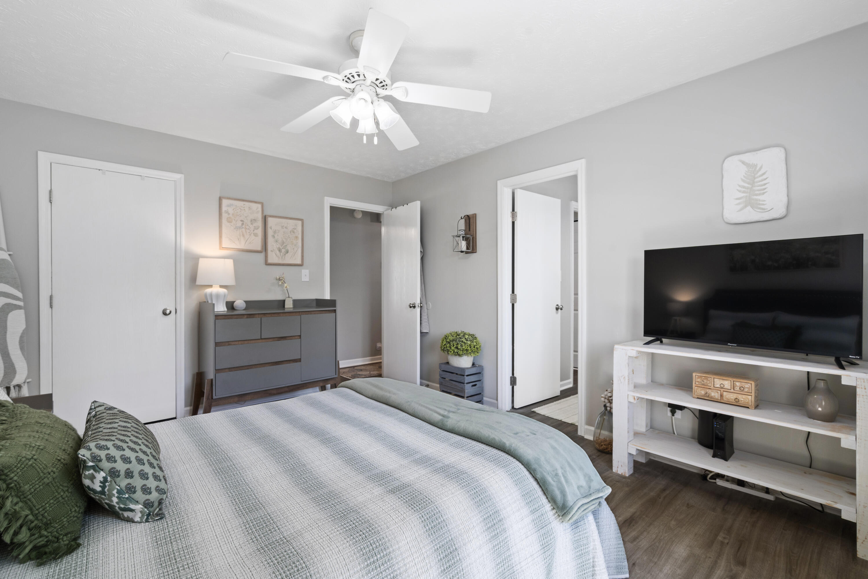 3796 Niagara Drive Property Photo 17
