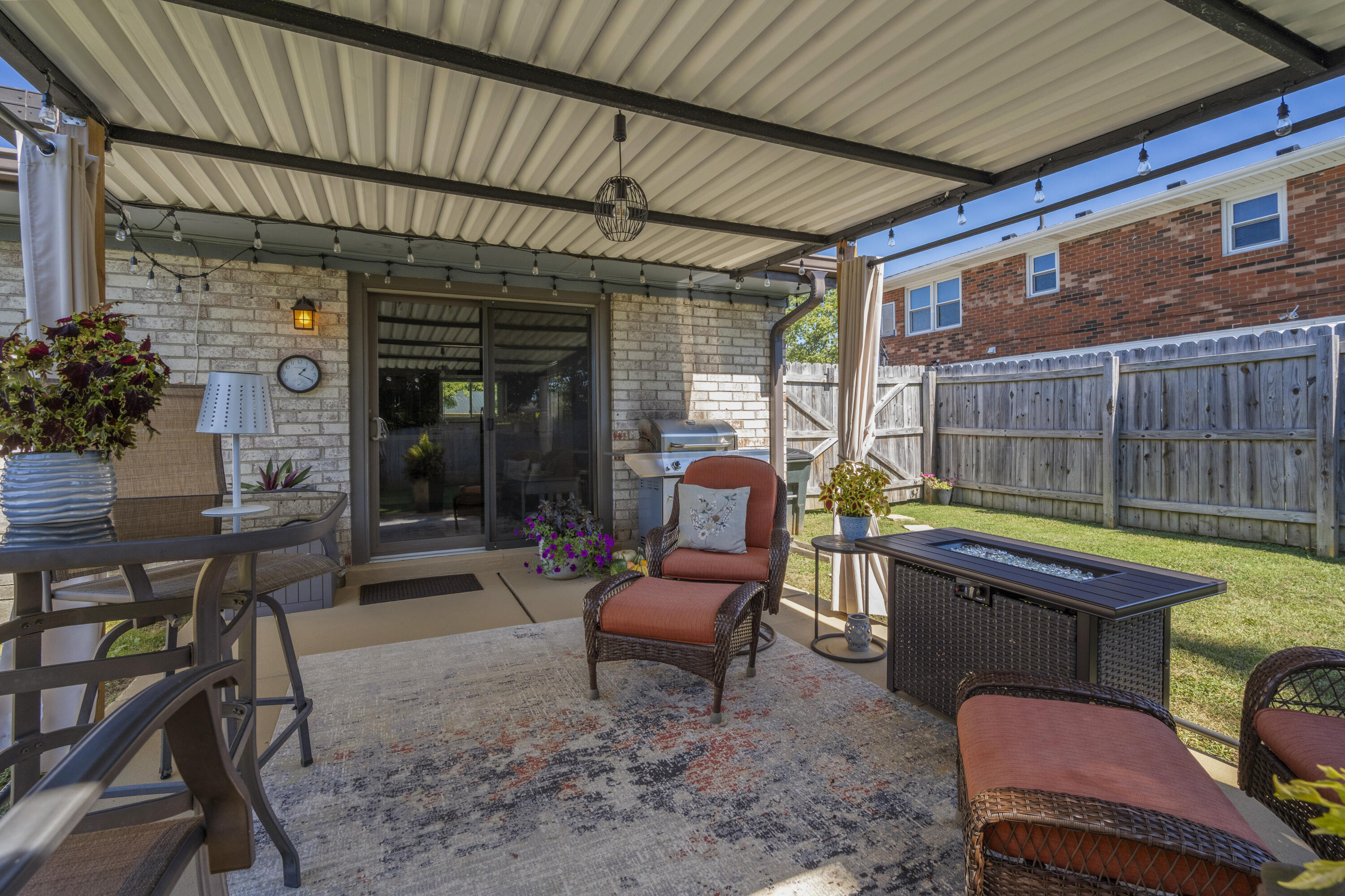 3796 Niagara Drive Property Photo 23