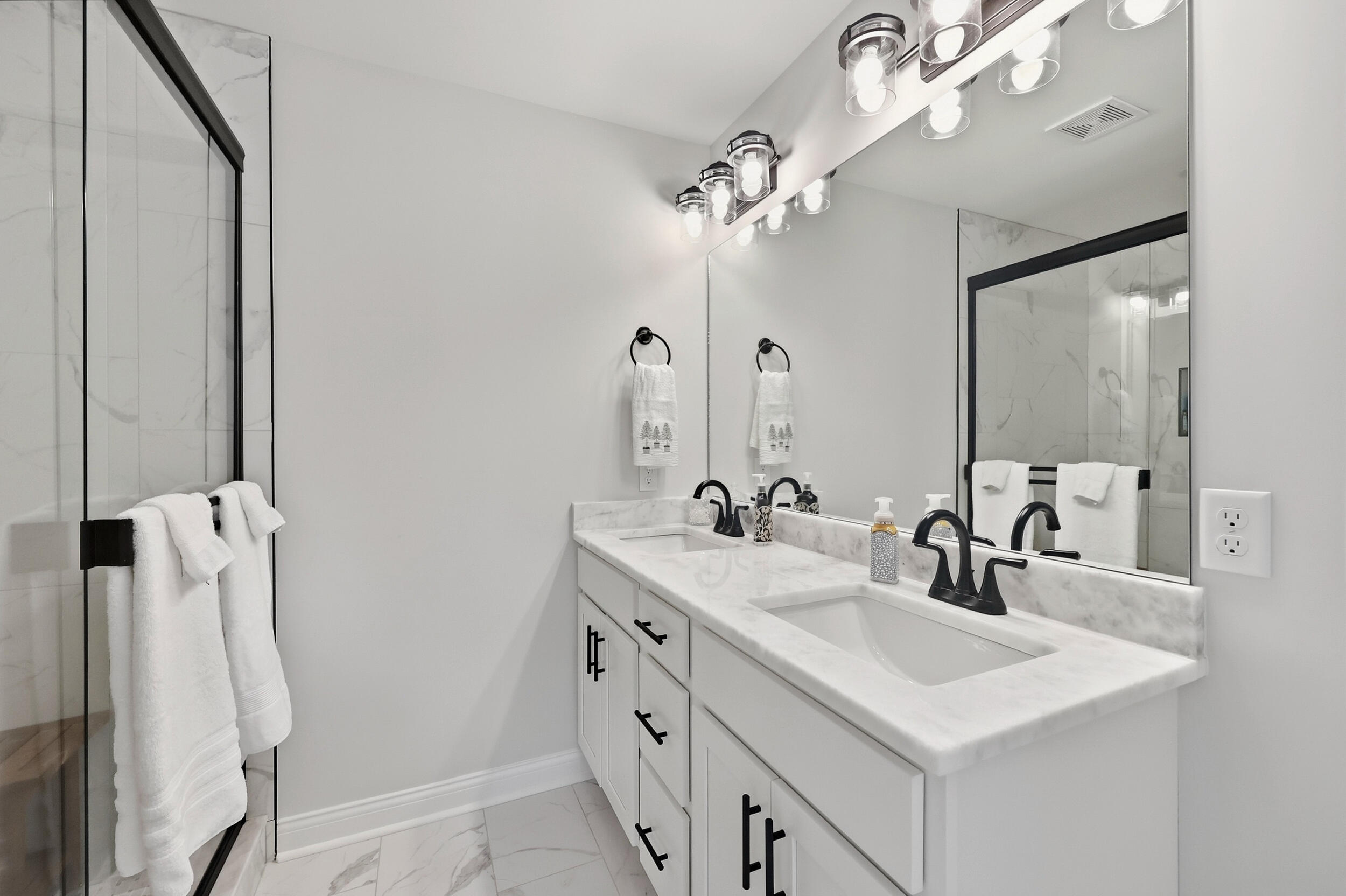 311 Mohegan Trail Property Photo 25