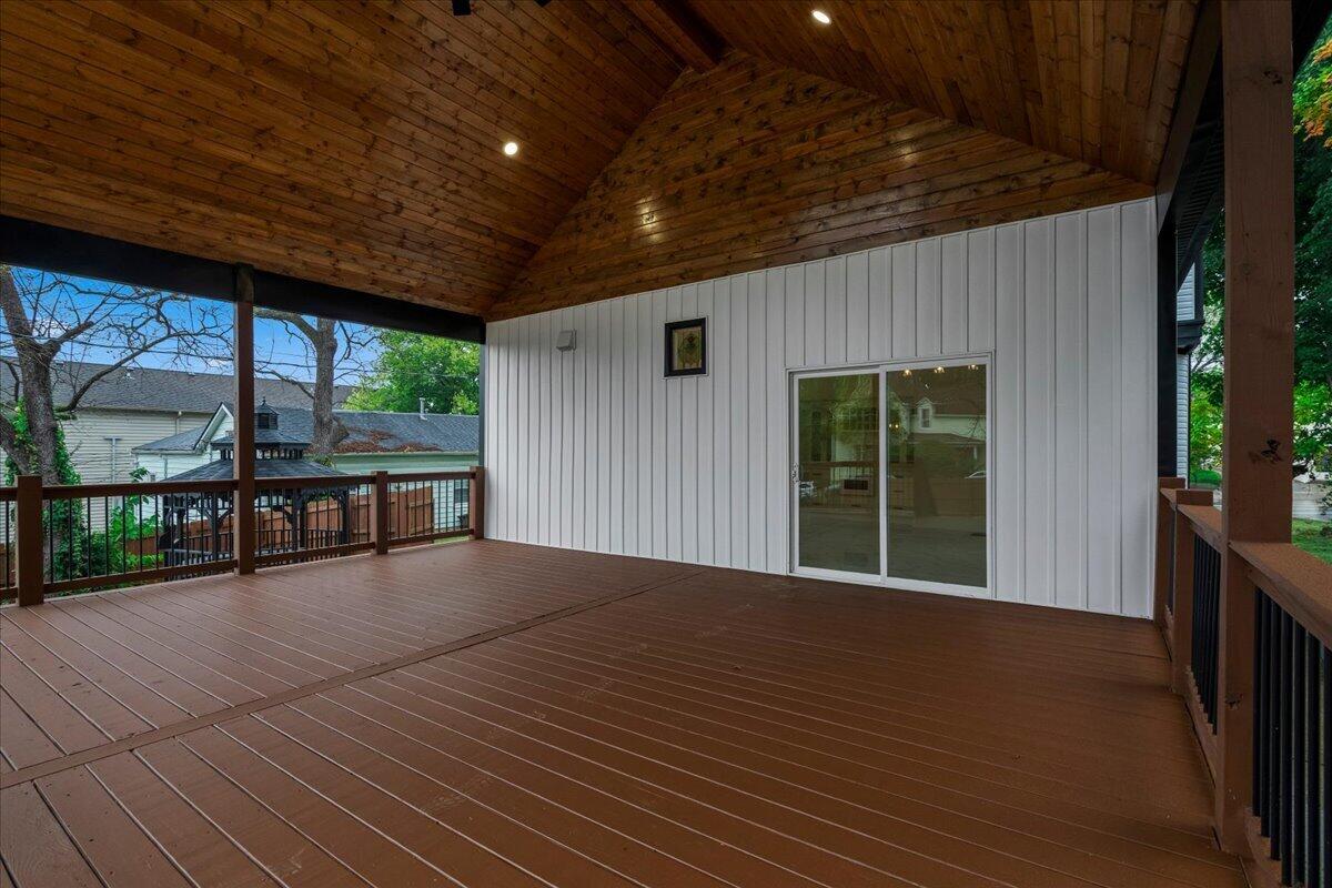 217 S Main Street Property Photo 50