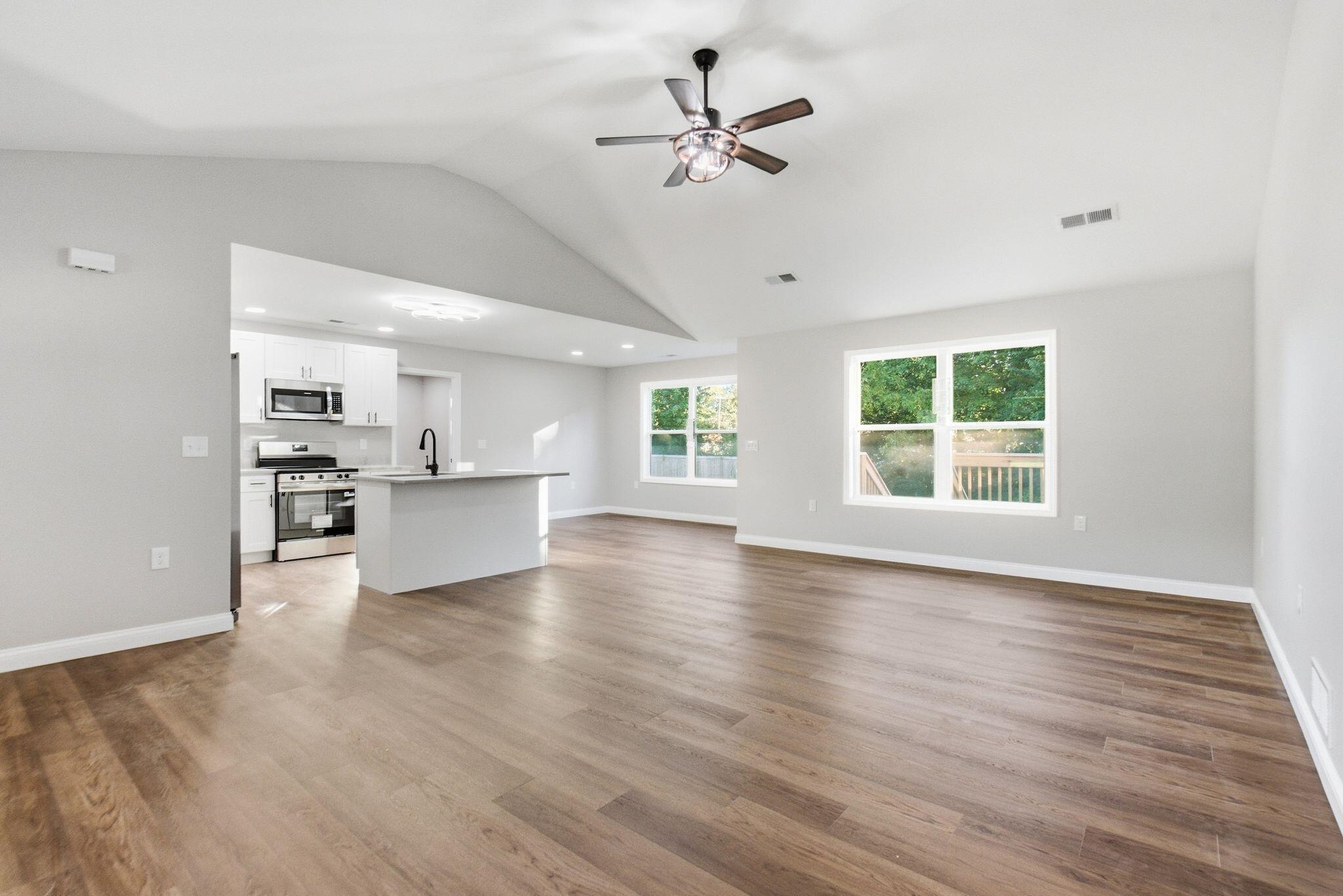26 Hidden Court Property Photo 8