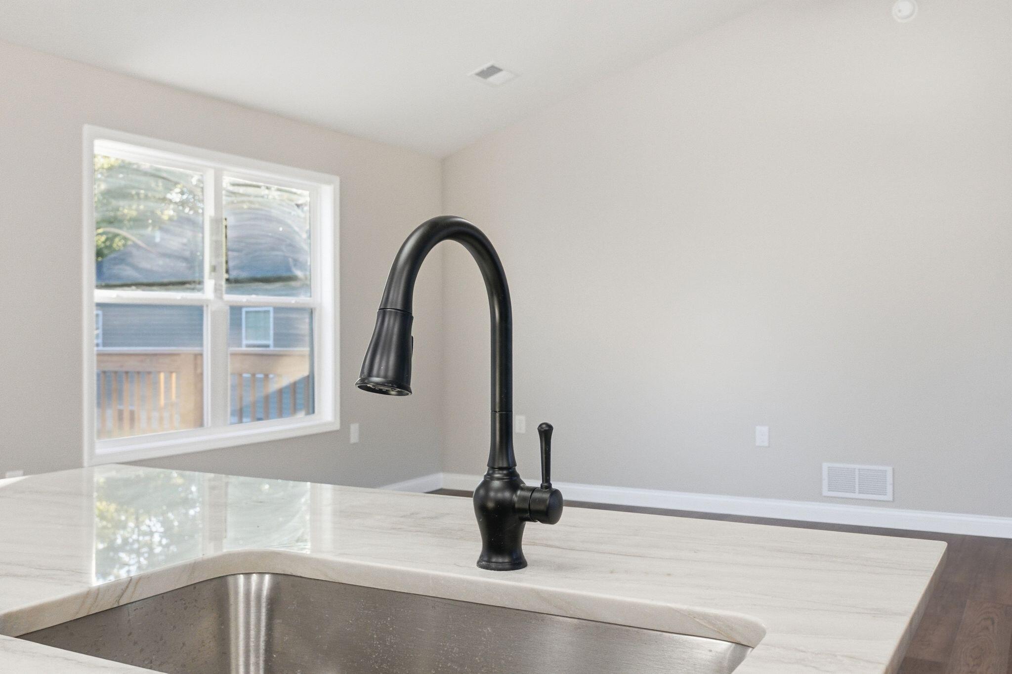 26 Hidden Court Property Photo 15
