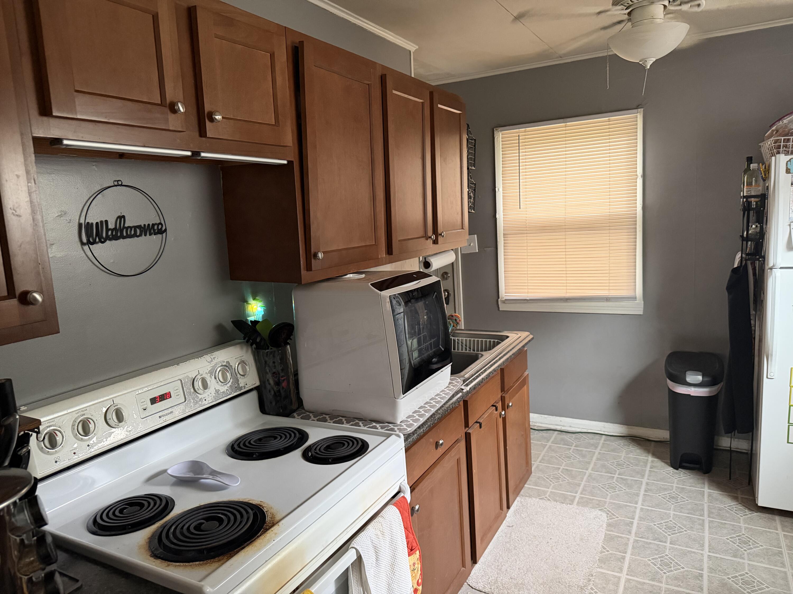 2979 Cornell Street Property Photo 6