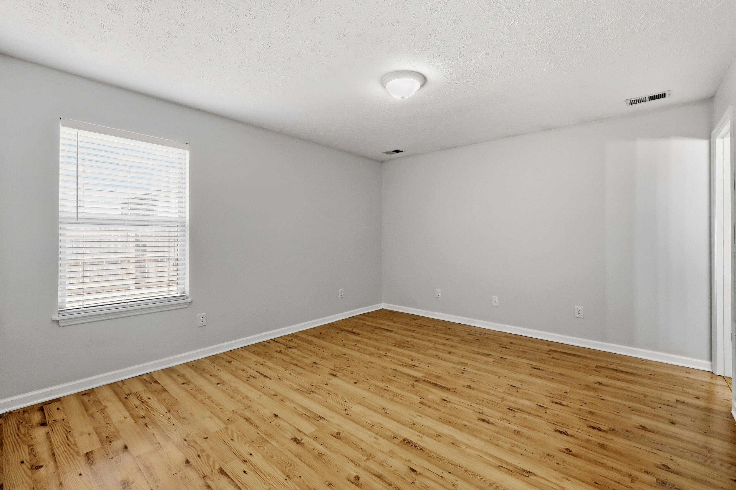 106 Allison Circle Property Photo 15