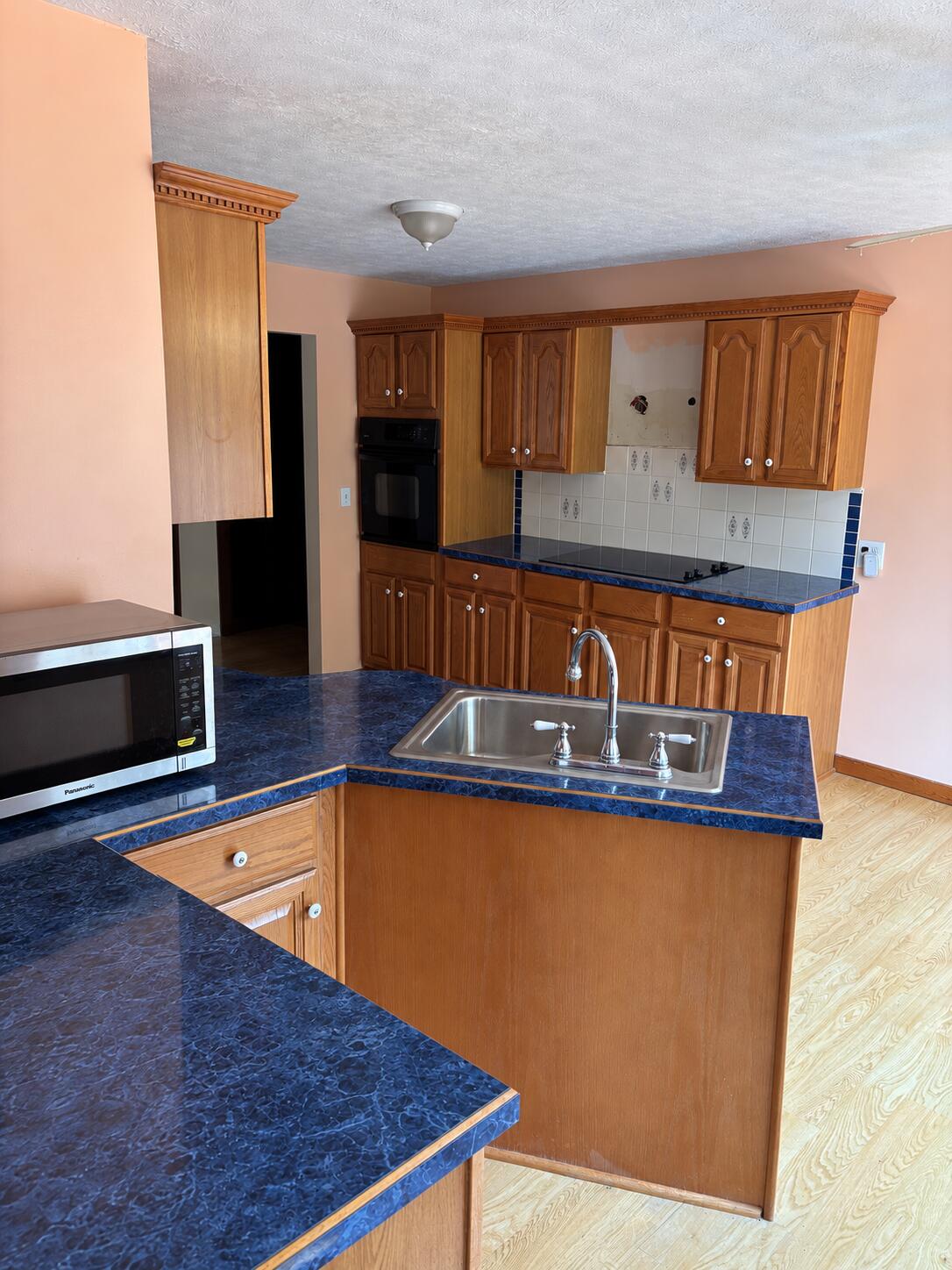 271 Easy Street Property Photo 9
