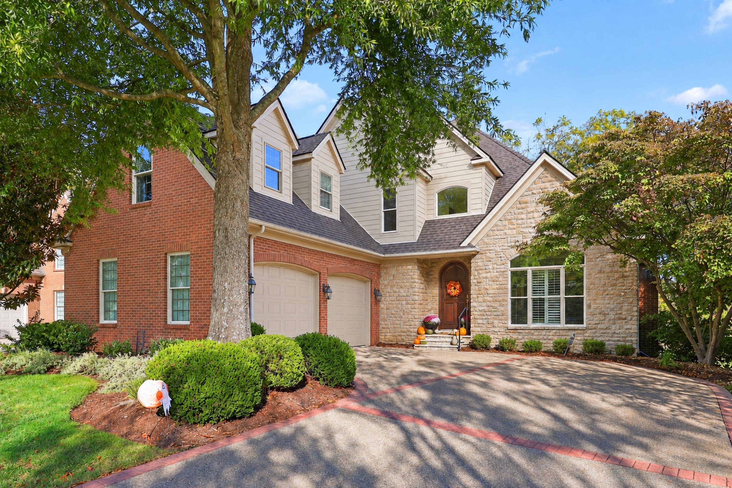 889 Golden Bell Place Property Photo 1