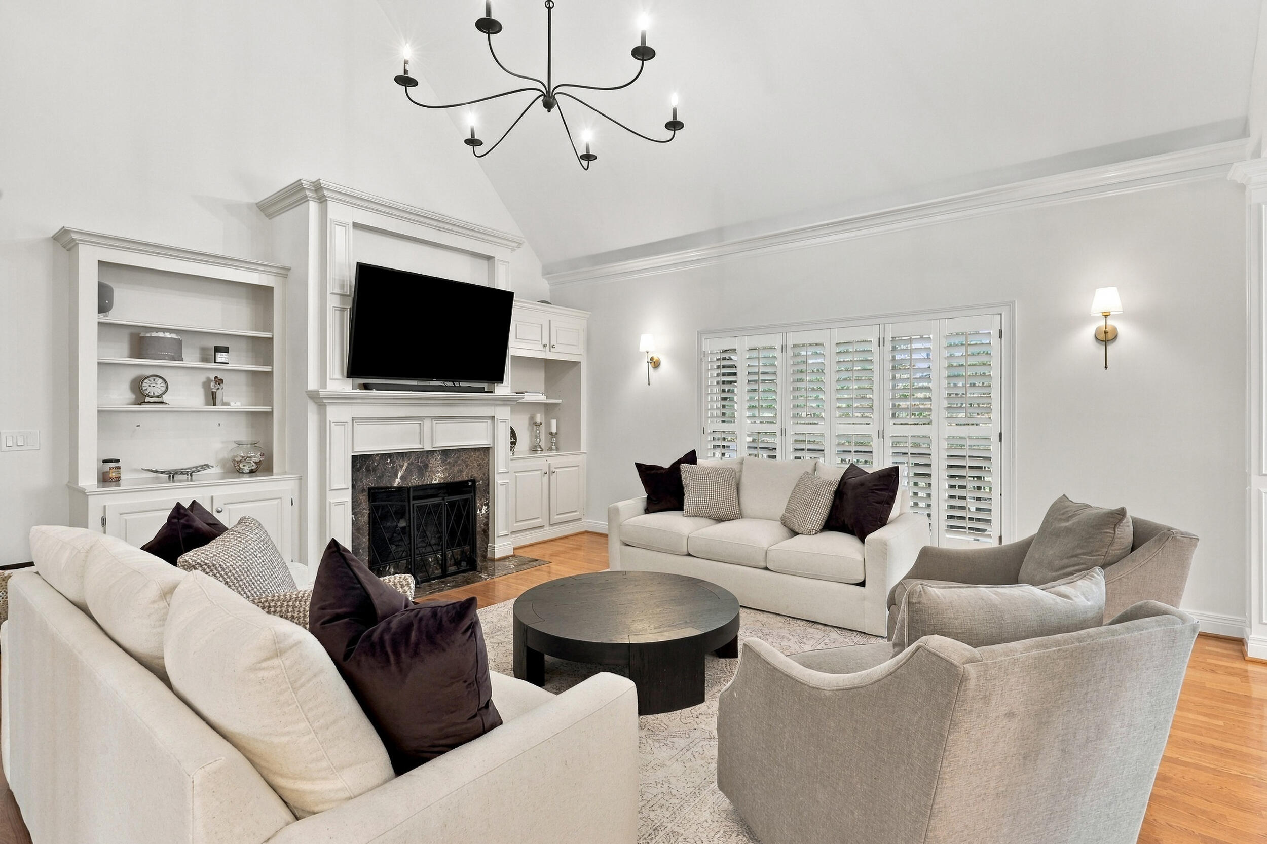889 Golden Bell Place Property Photo 12