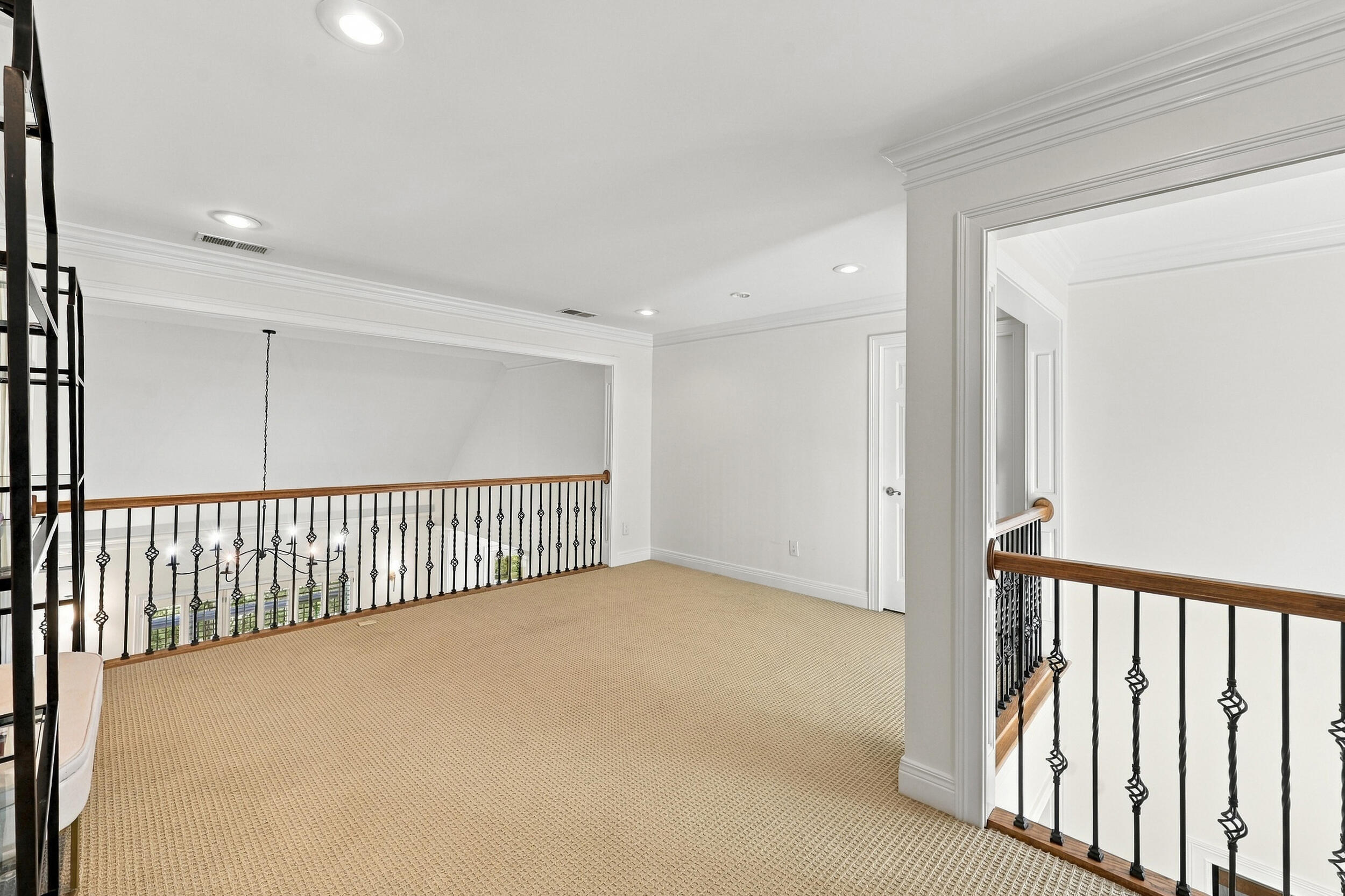 889 Golden Bell Place Property Photo 31