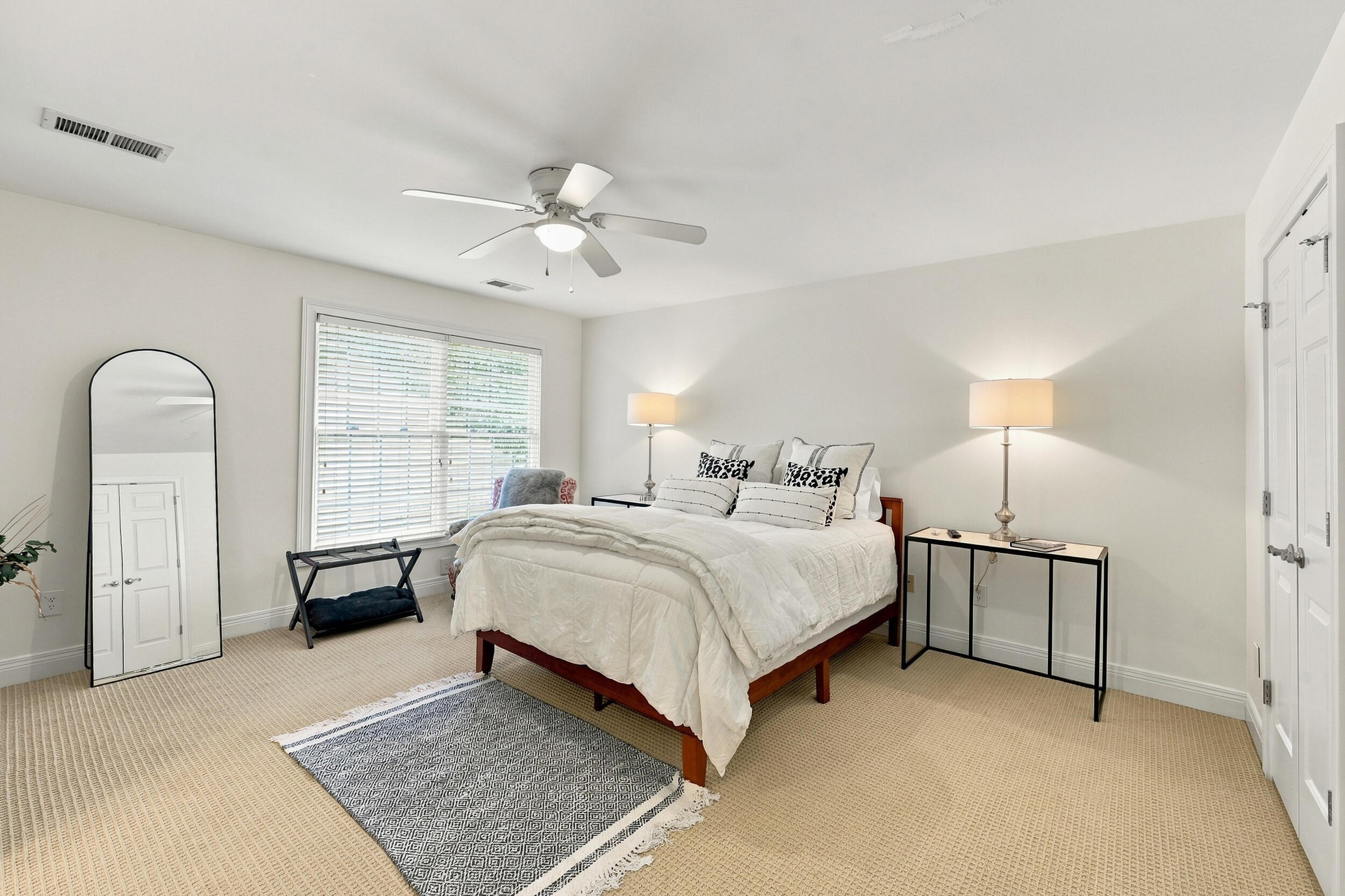 889 Golden Bell Place Property Photo 34