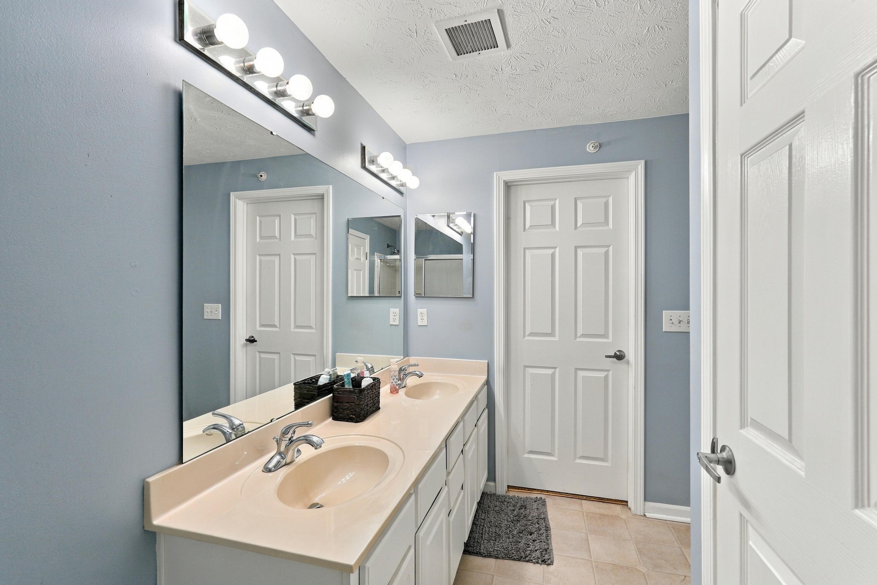 2312 Remington Way 1202 Property Photo 26