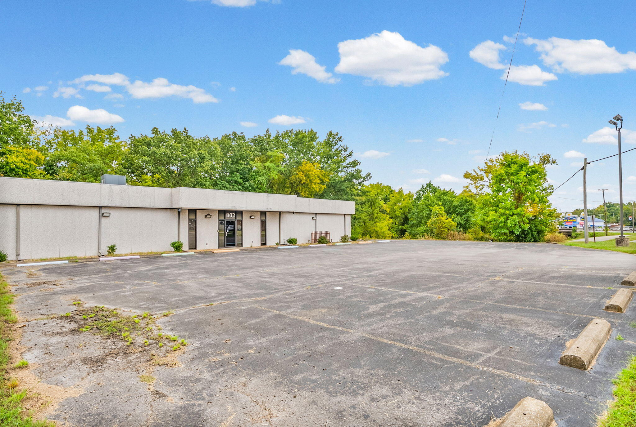 1102 E 21st Street Property Photo 3