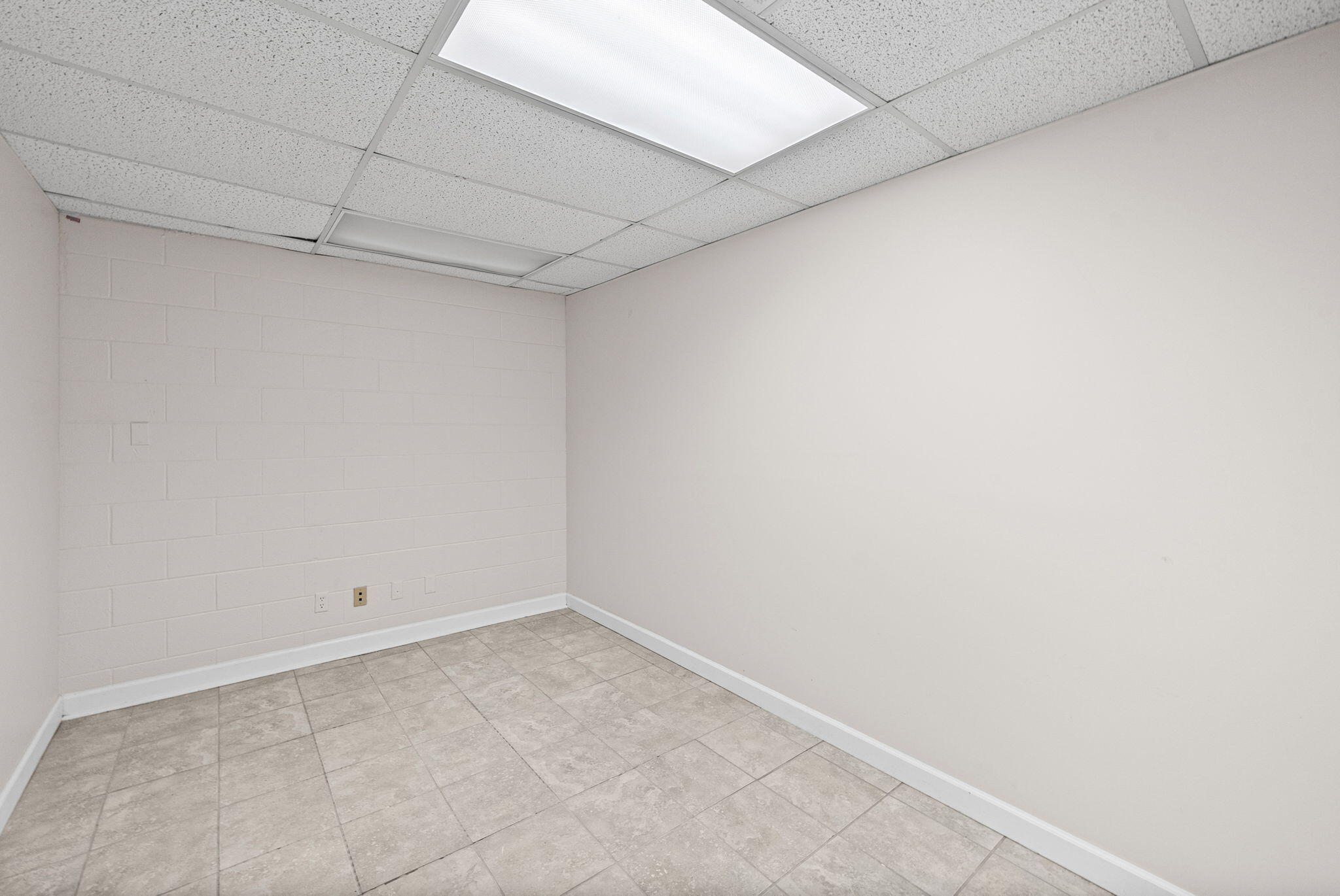 1102 E 21st Street Property Photo 45