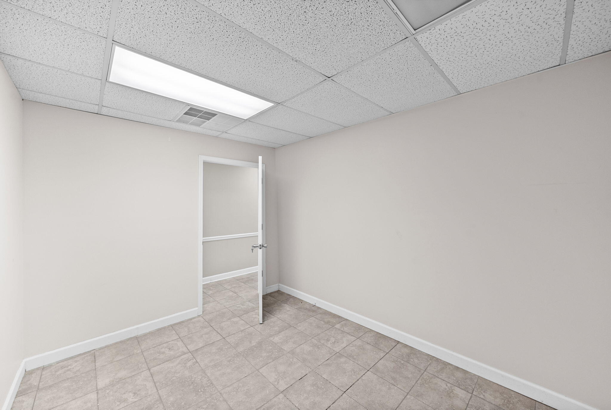 1102 E 21st Street Property Photo 46