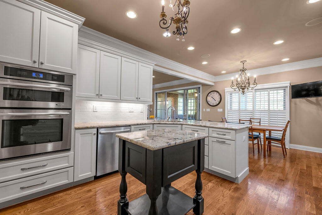 209 Grassland Park Property Photo 6