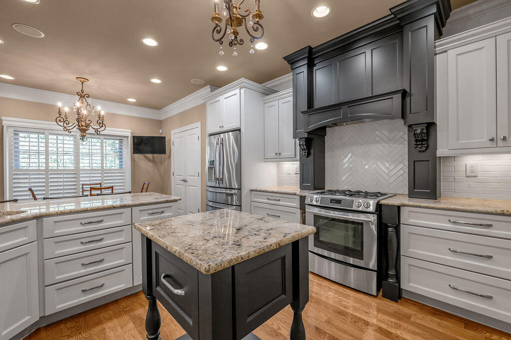 209 Grassland Park Property Photo 8