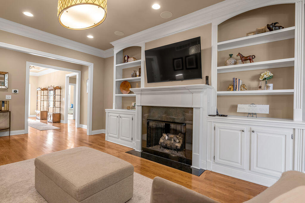 209 Grassland Park Property Photo 11