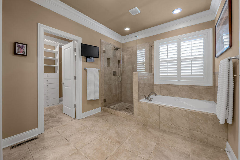209 Grassland Park Property Photo 18