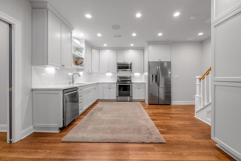 209 Grassland Park Property Photo 30