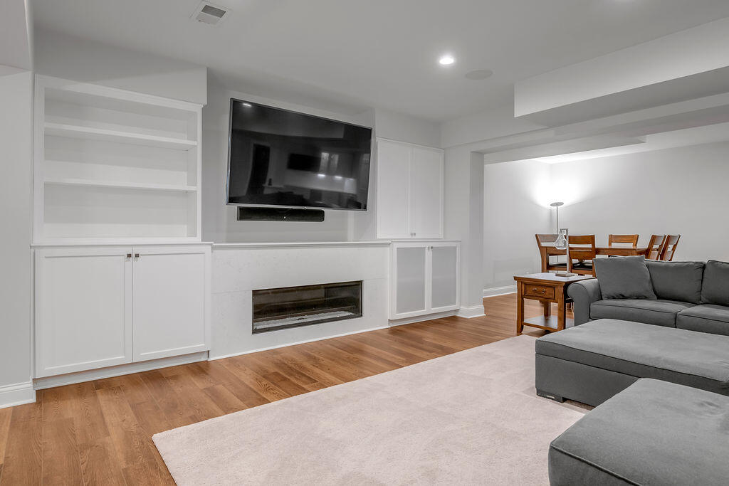209 Grassland Park Property Photo 32