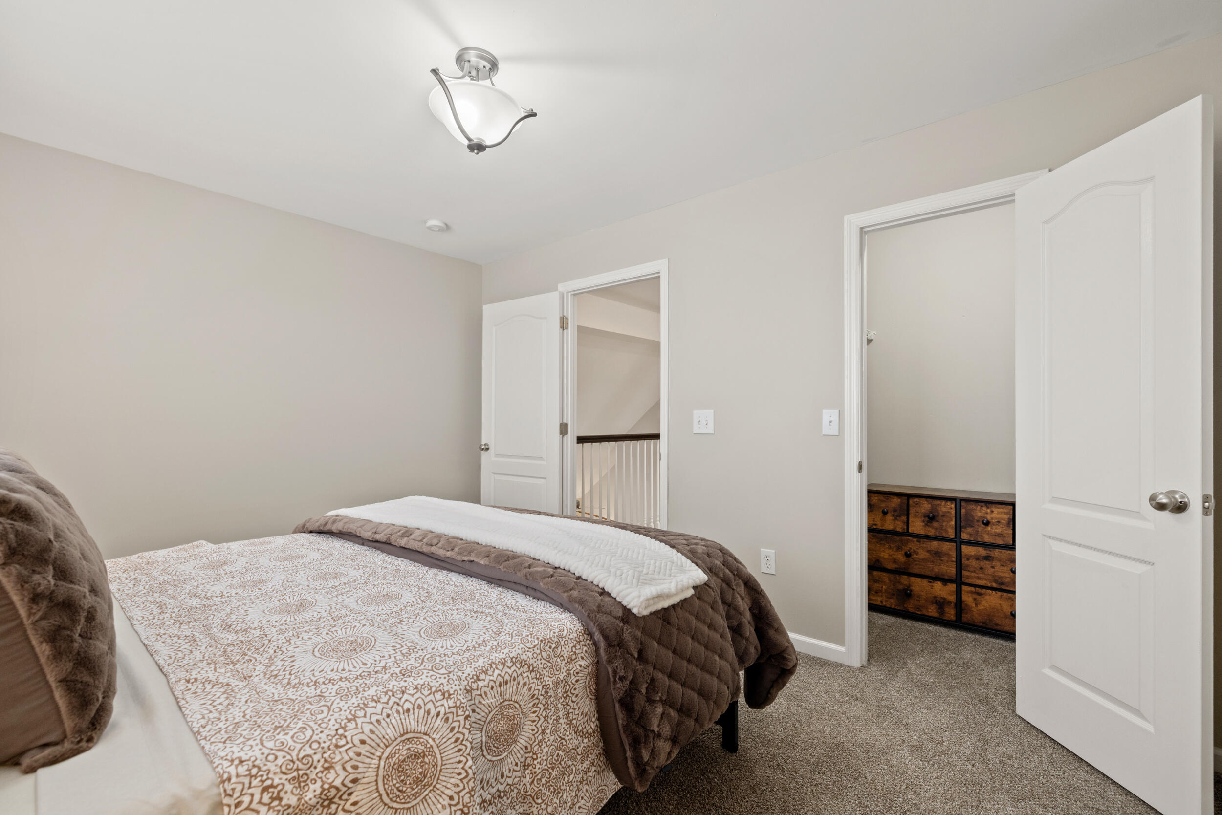 121 Richwood Boulevard Property Photo 31